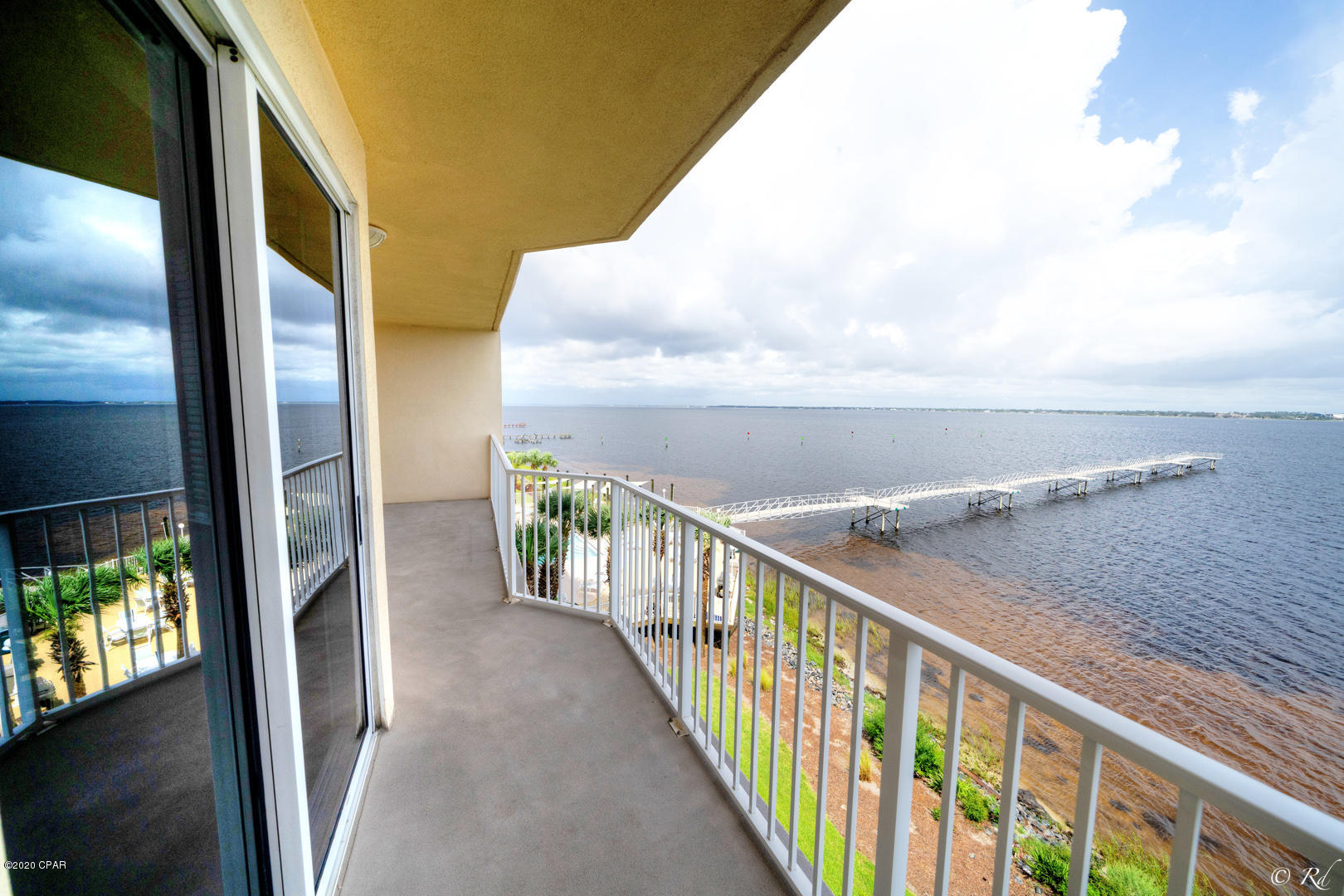 Hibiscus By The Bay - Residential