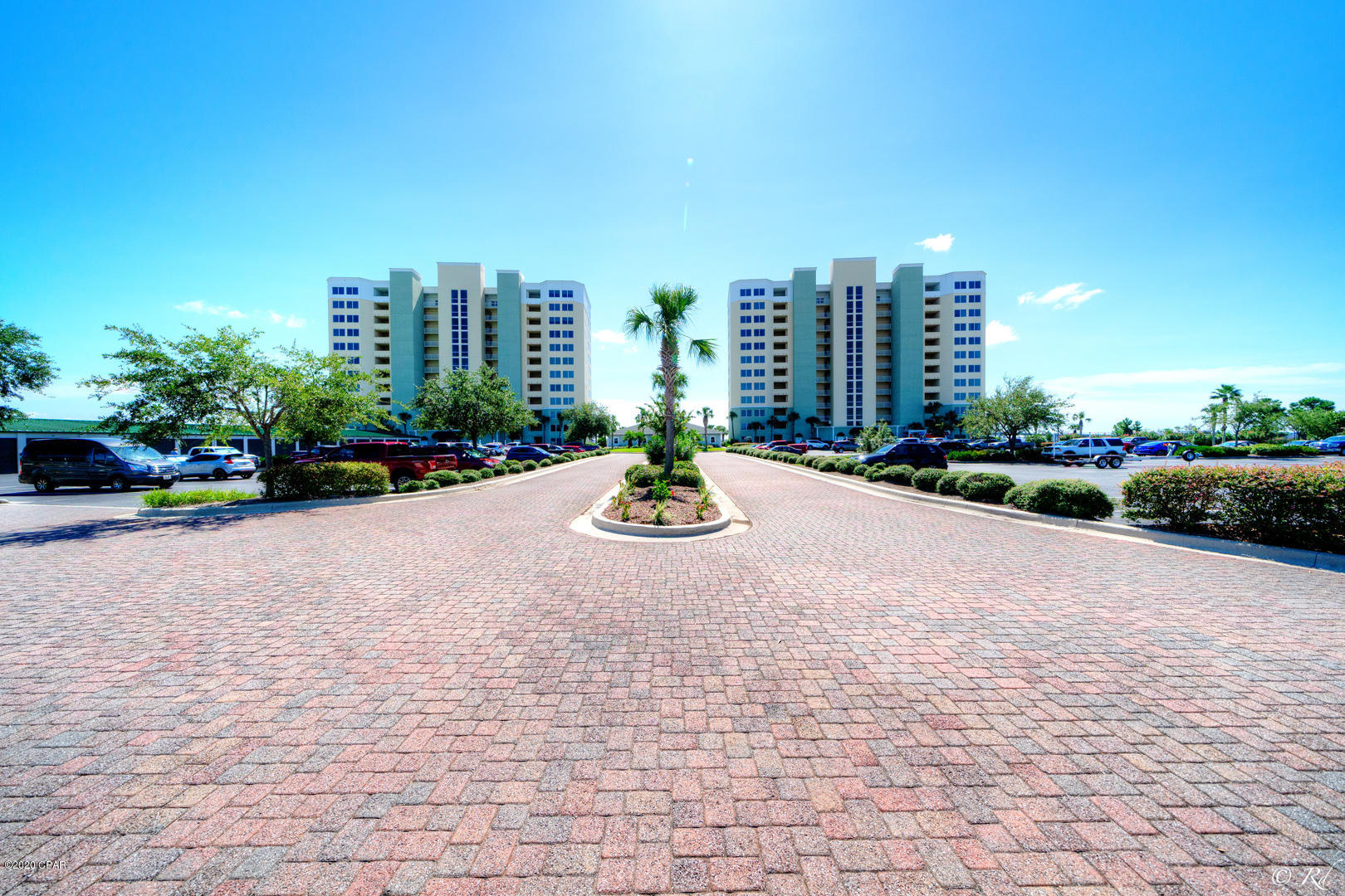 Hibiscus By The Bay - Residential