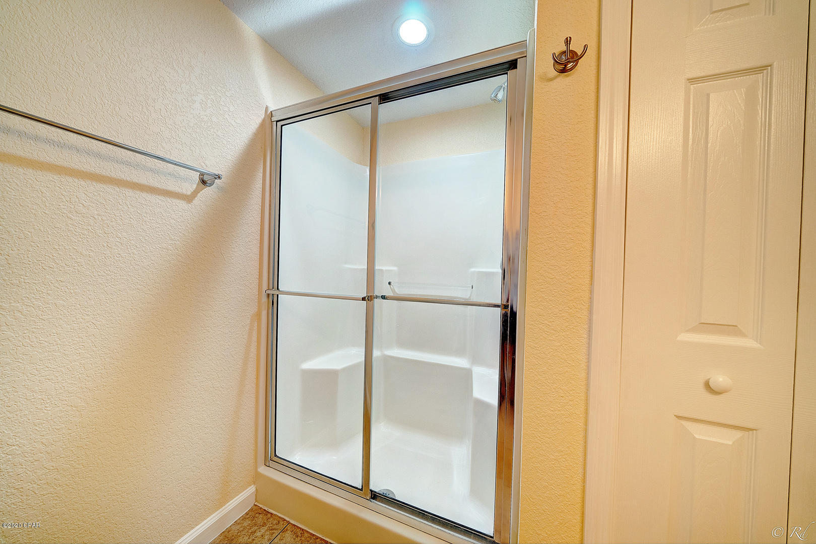 Hibiscus By The Bay - Residential