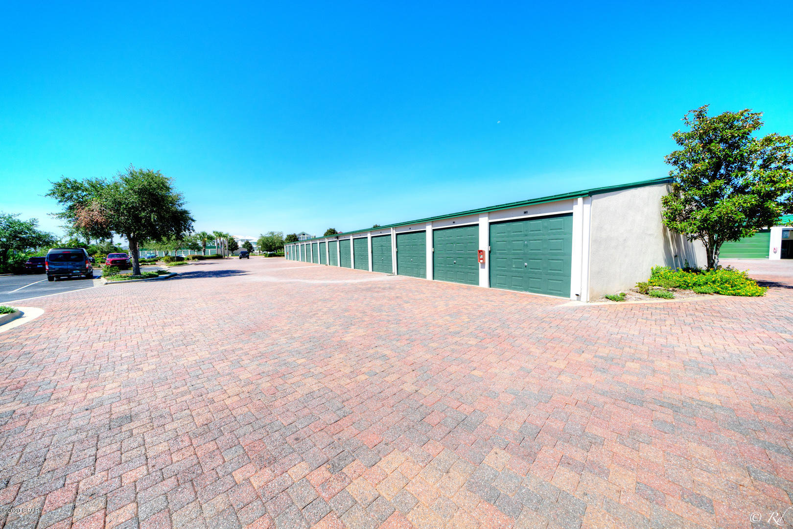 Hibiscus By The Bay - Residential