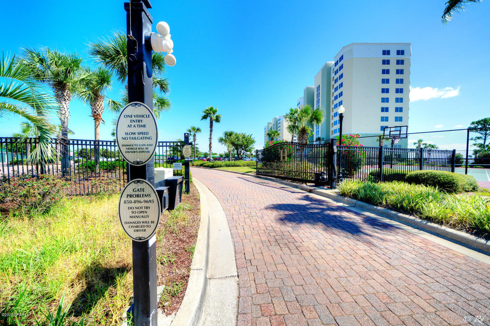 Hibiscus By The Bay - Residential