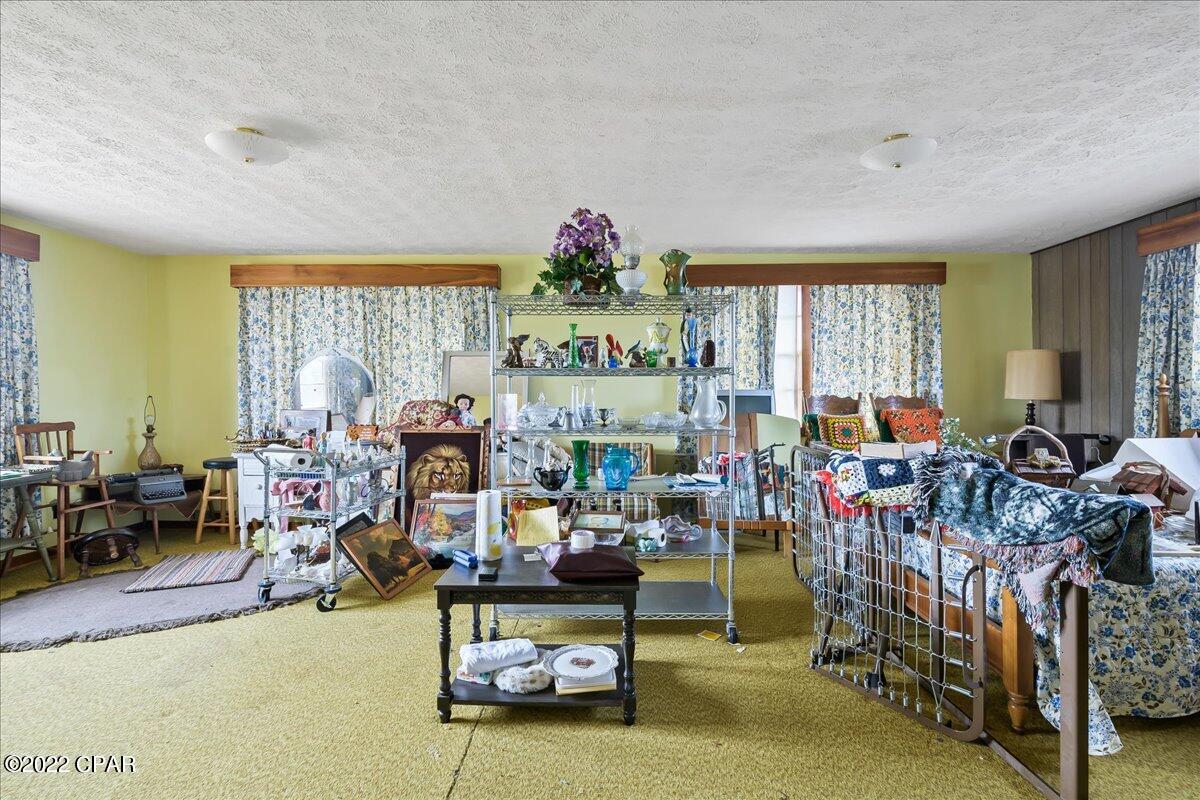 Round Lake - Residential