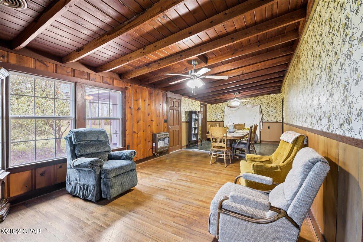 Round Lake - Residential