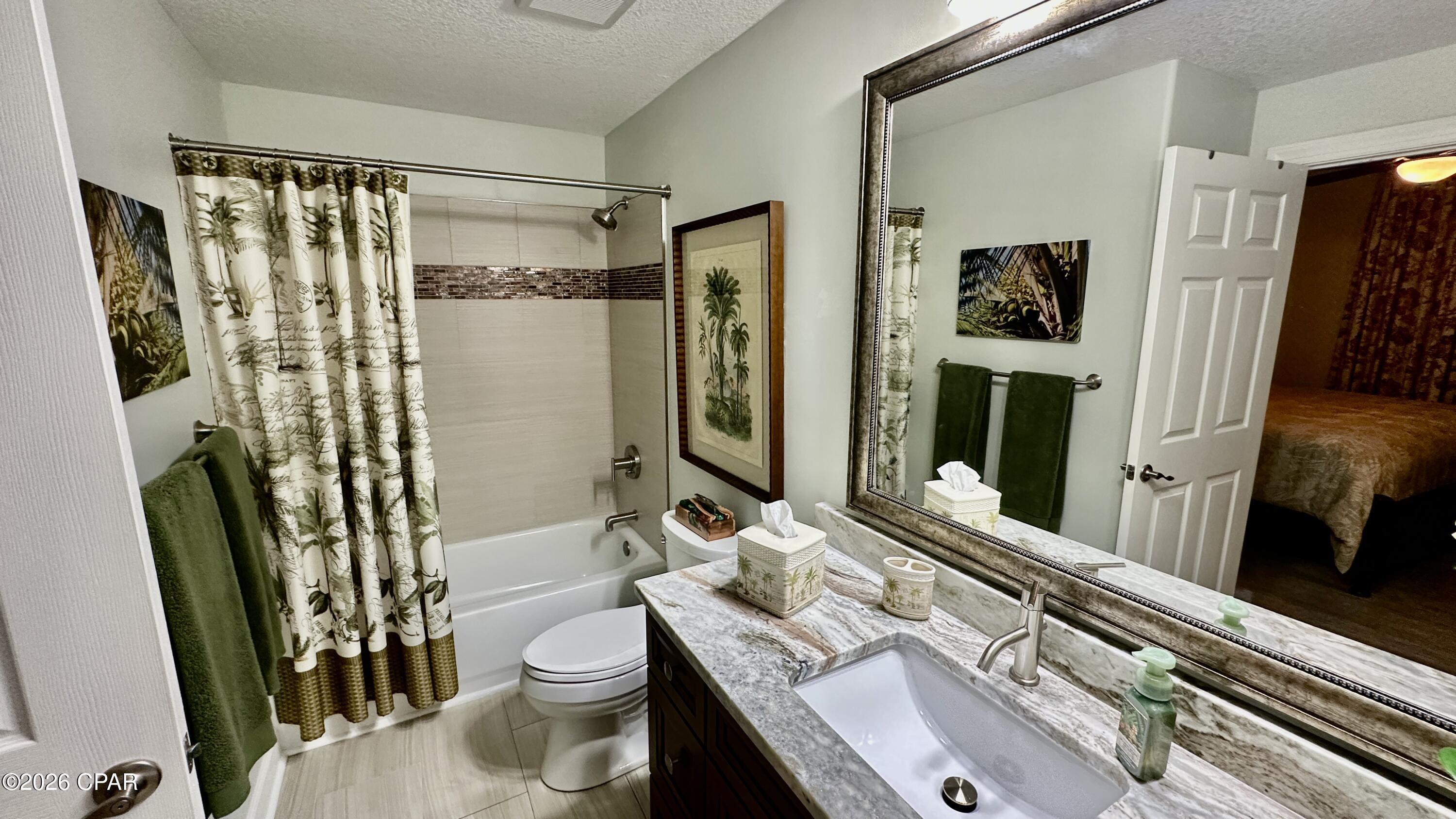 Tropic Winds - Residential