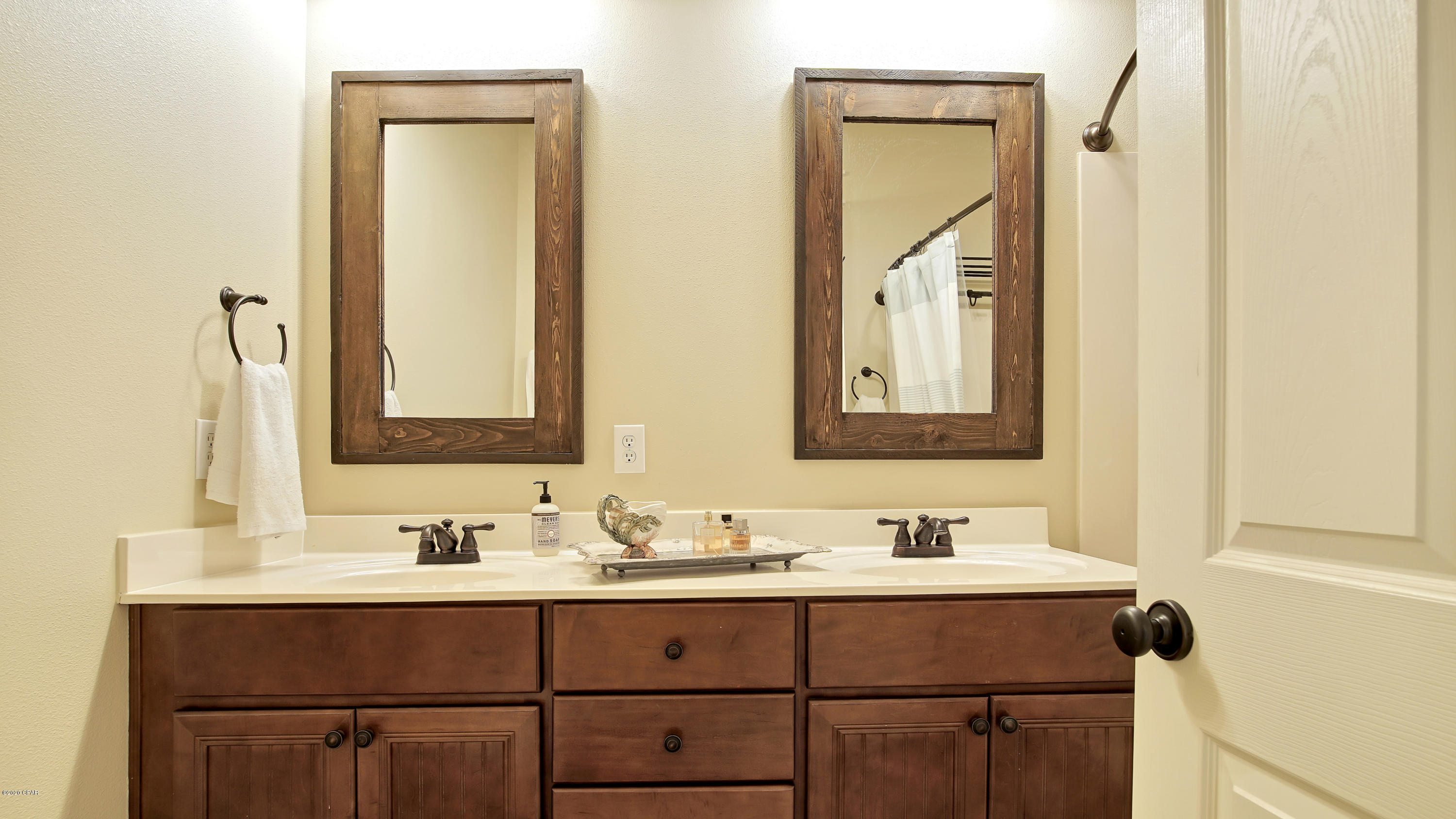 Sea Pointe - Residential