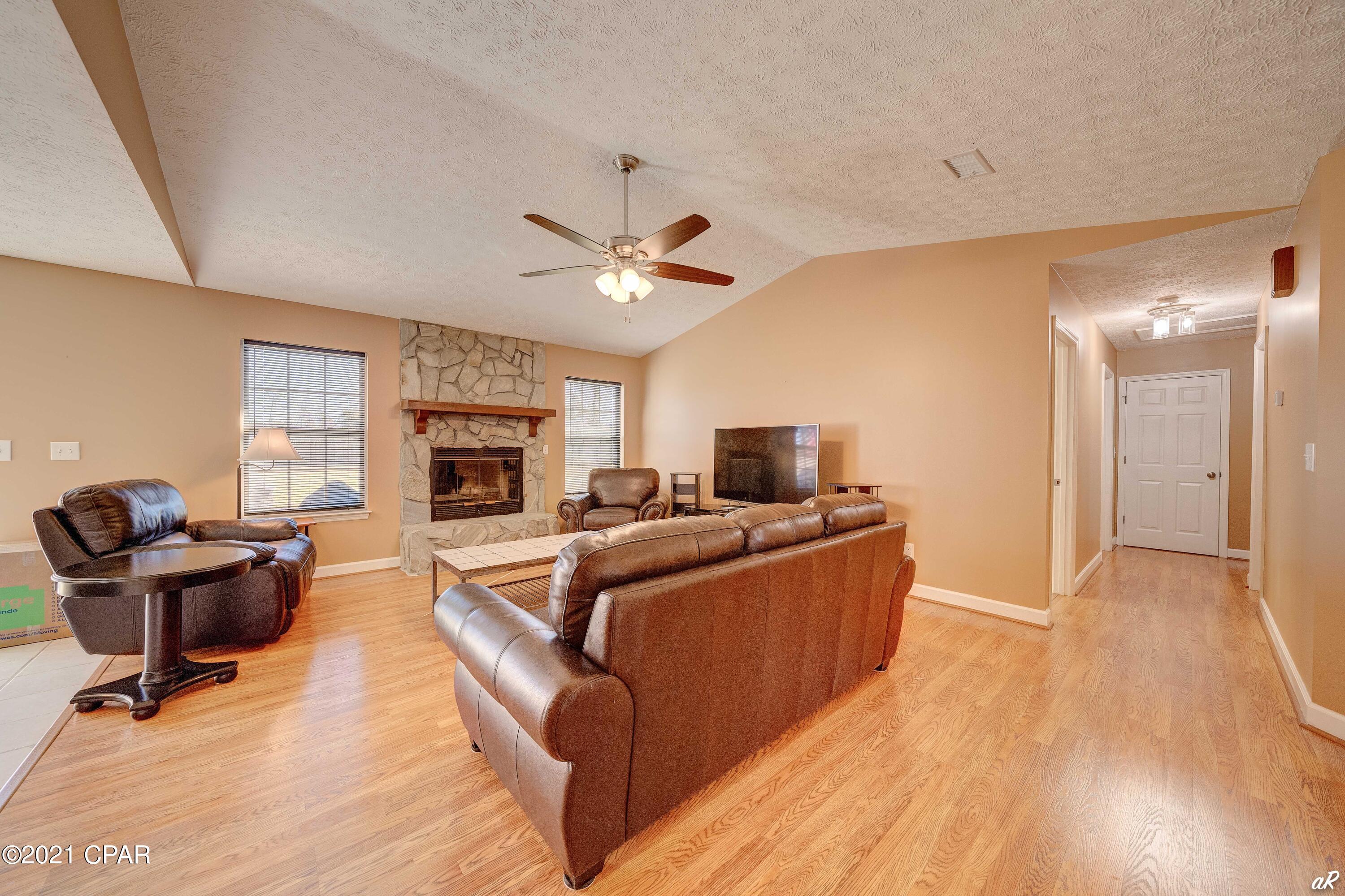 Rolling Hills - Residential