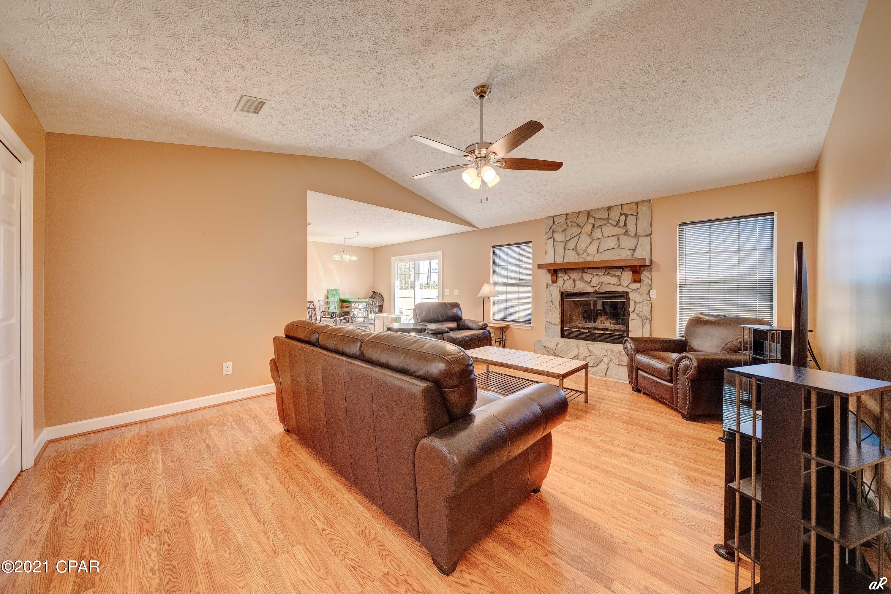 Rolling Hills - Residential