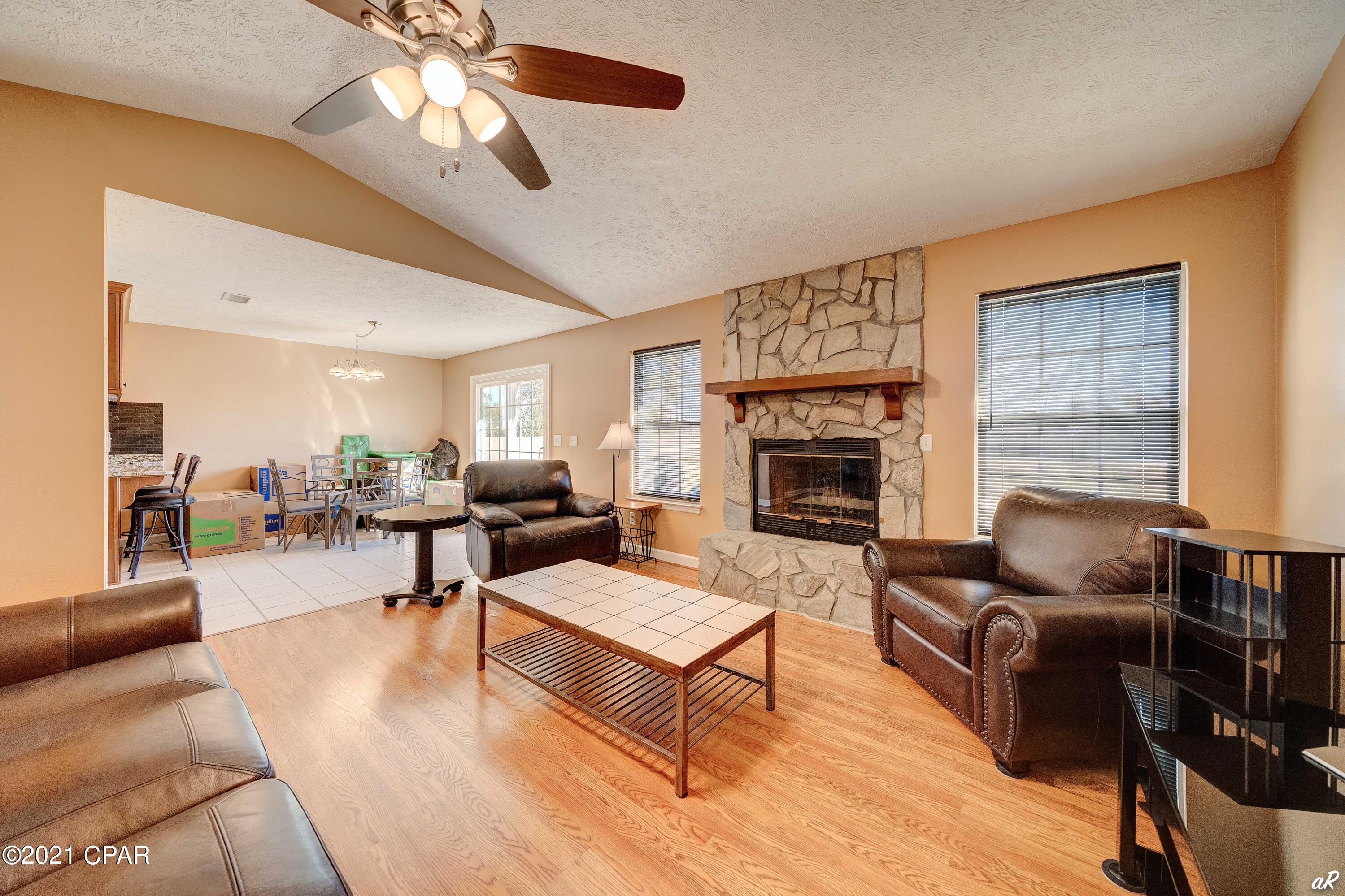 Rolling Hills - Residential