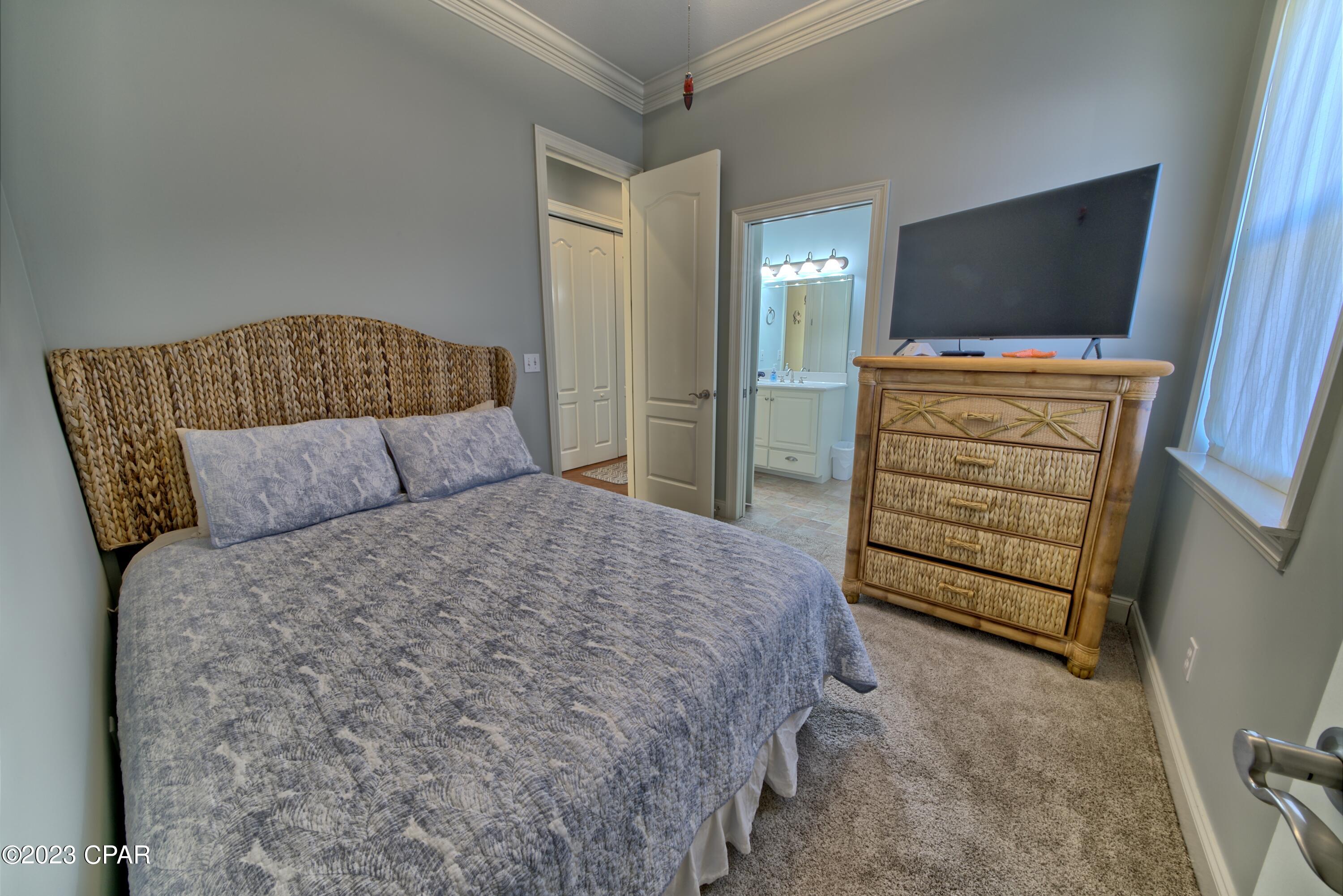 La Valencia Beach Resort - Residential