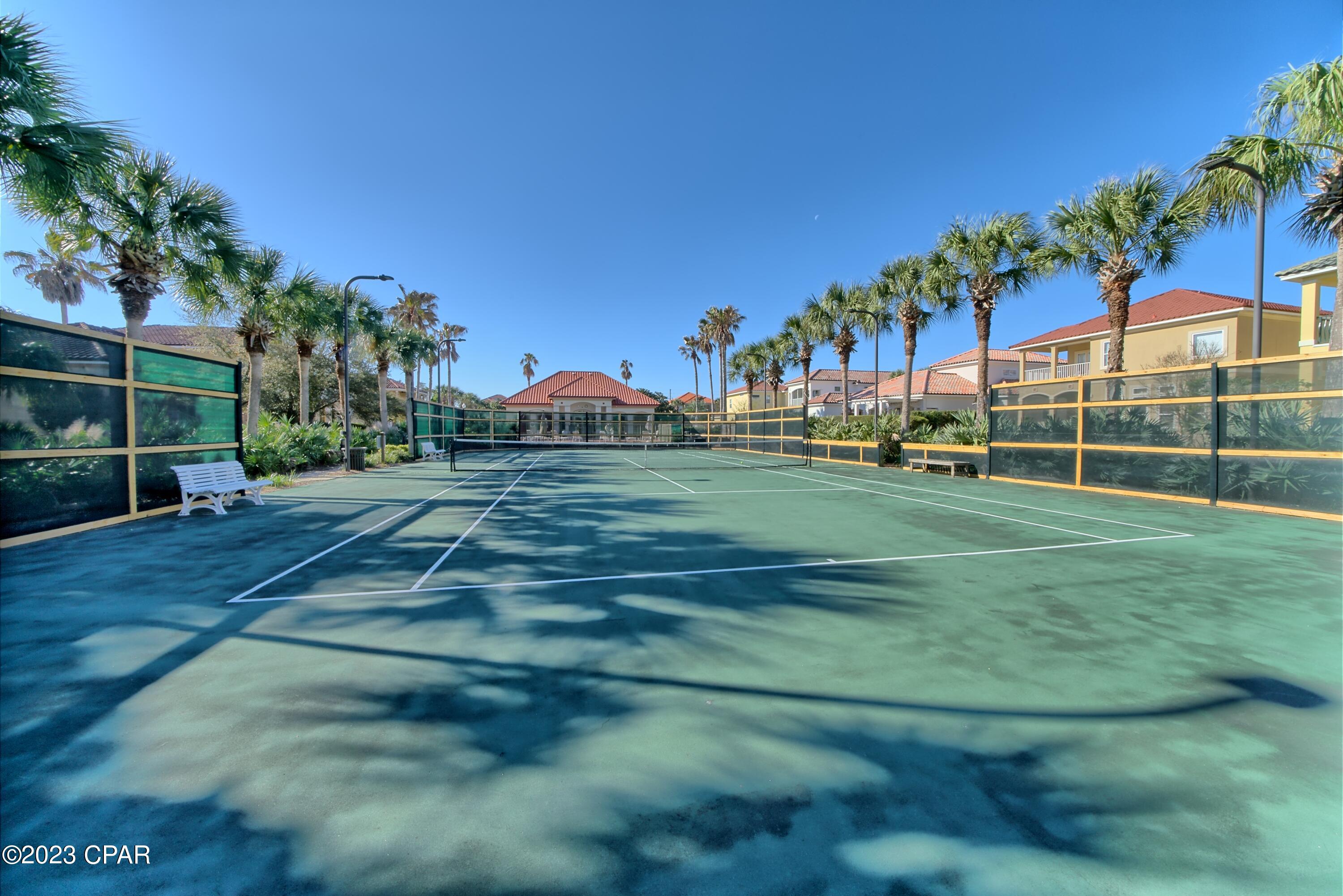 La Valencia Beach Resort - Residential