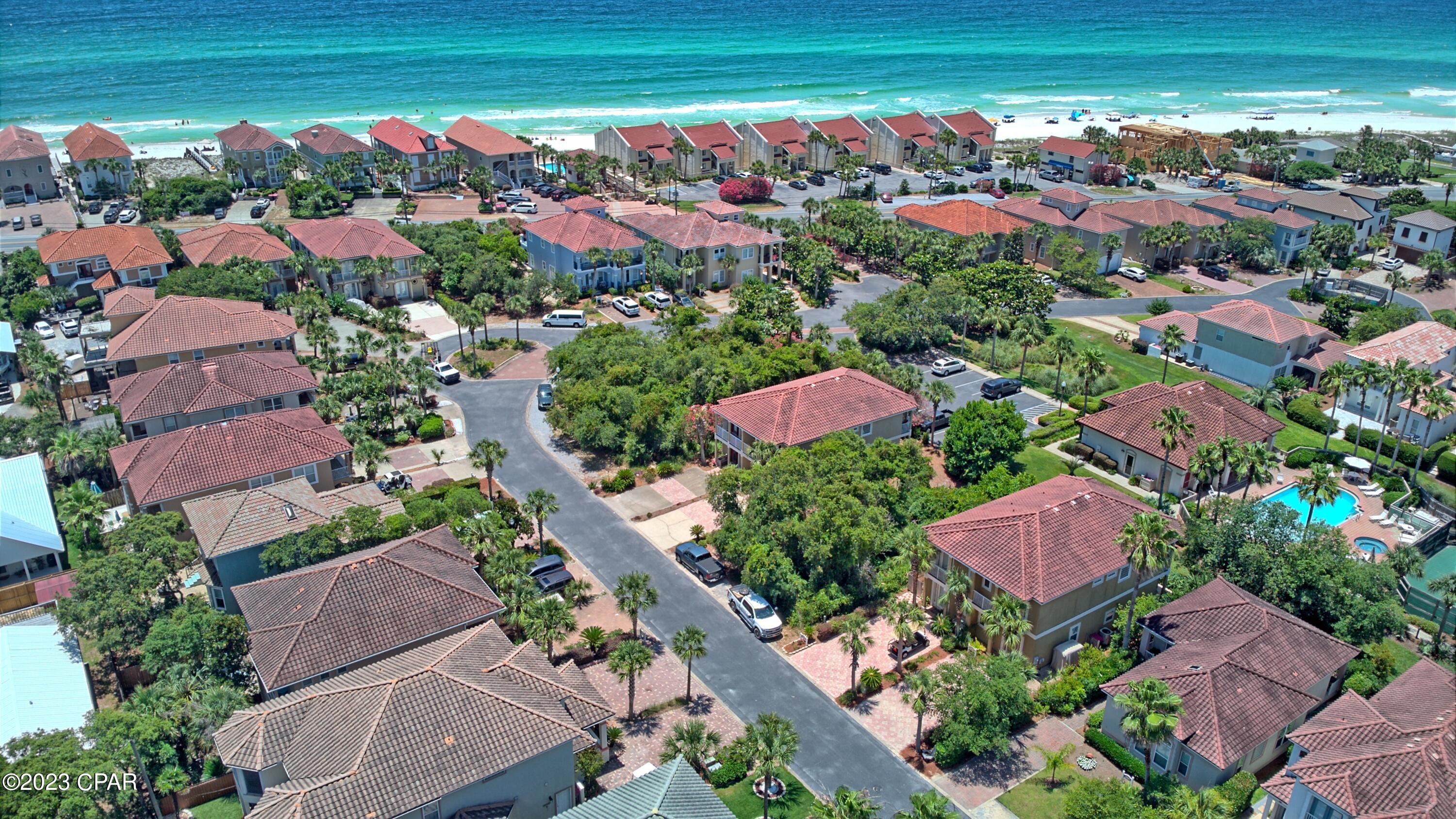 La Valencia Beach Resort - Residential