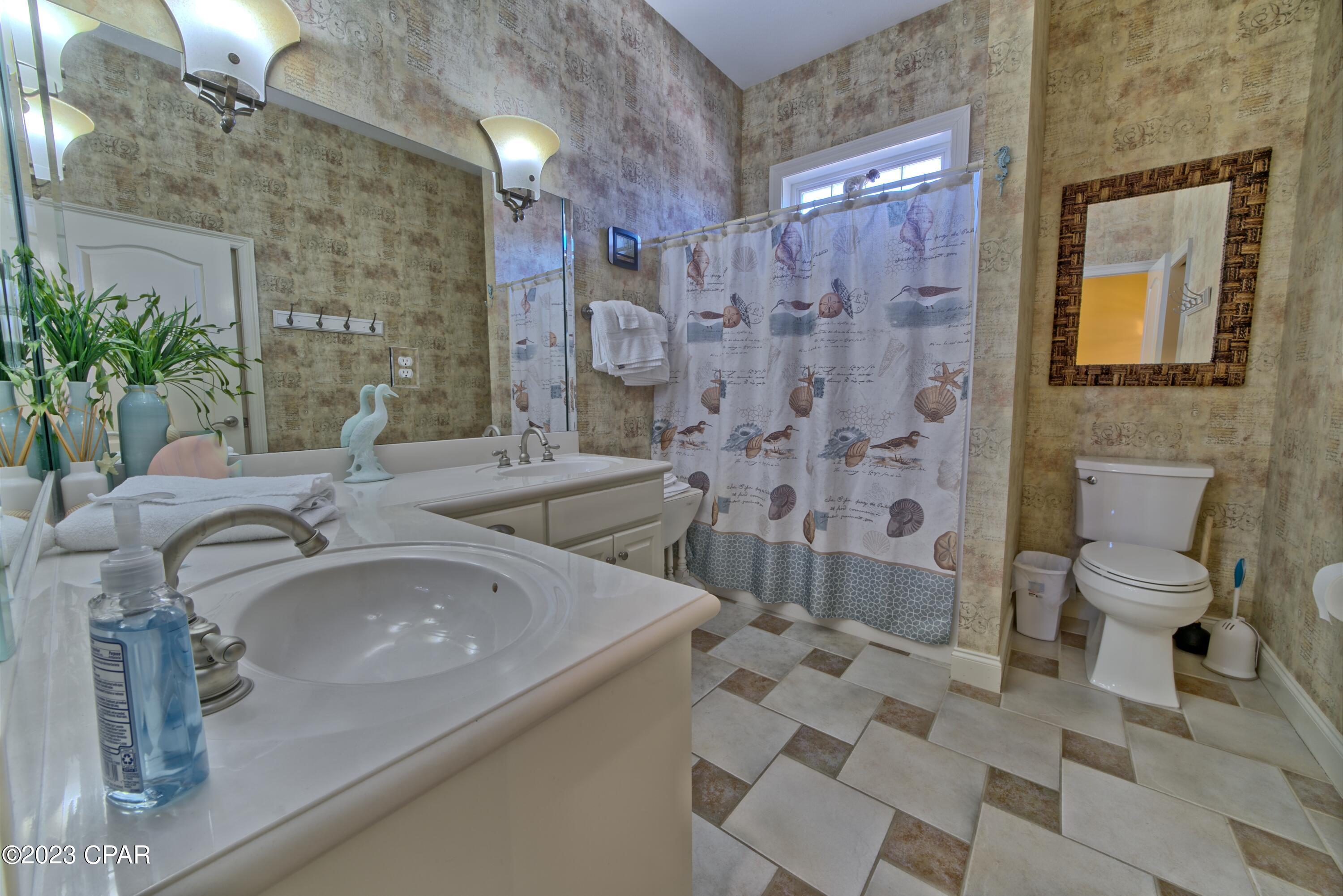 La Valencia Beach Resort - Residential