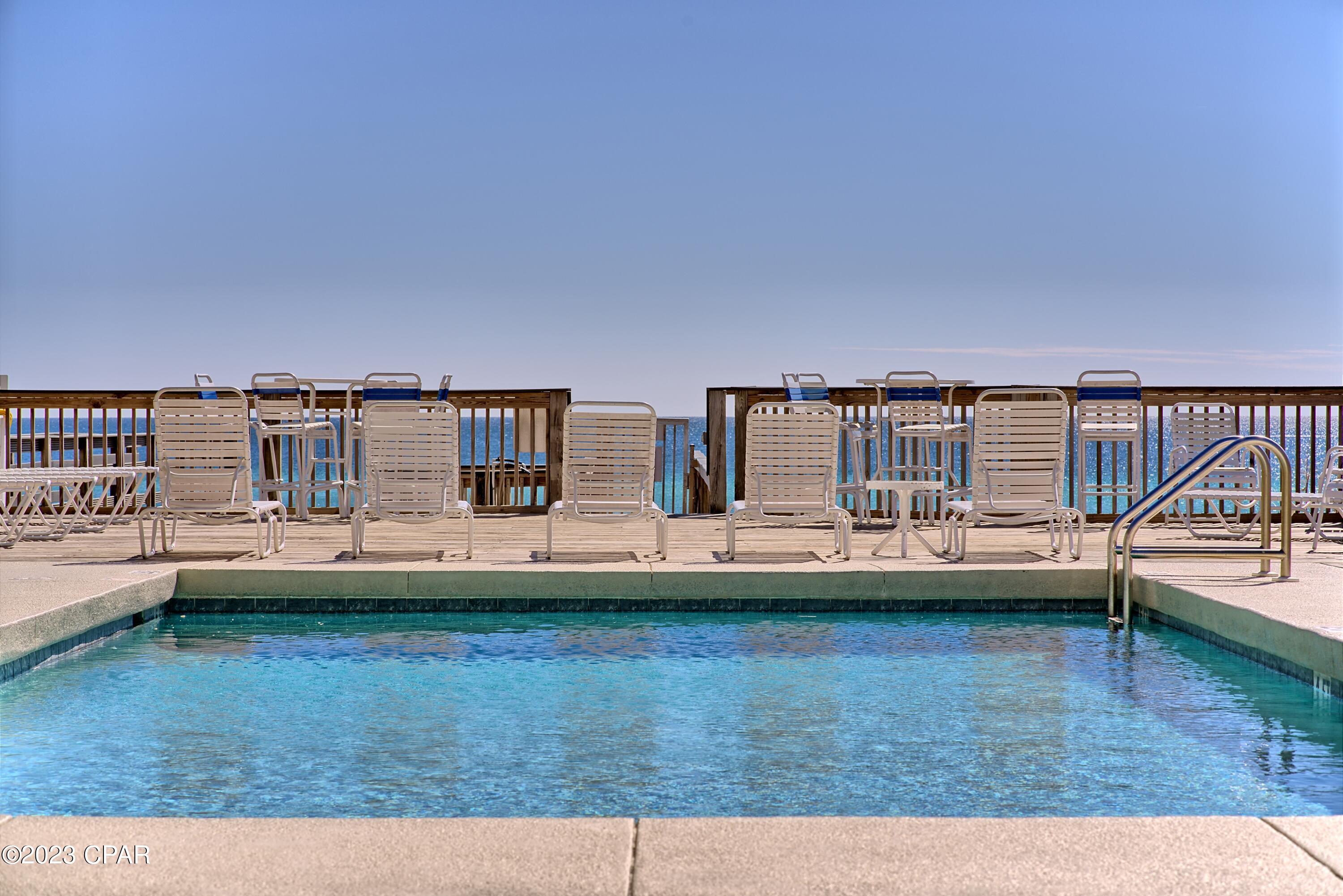 La Valencia Beach Resort - Residential