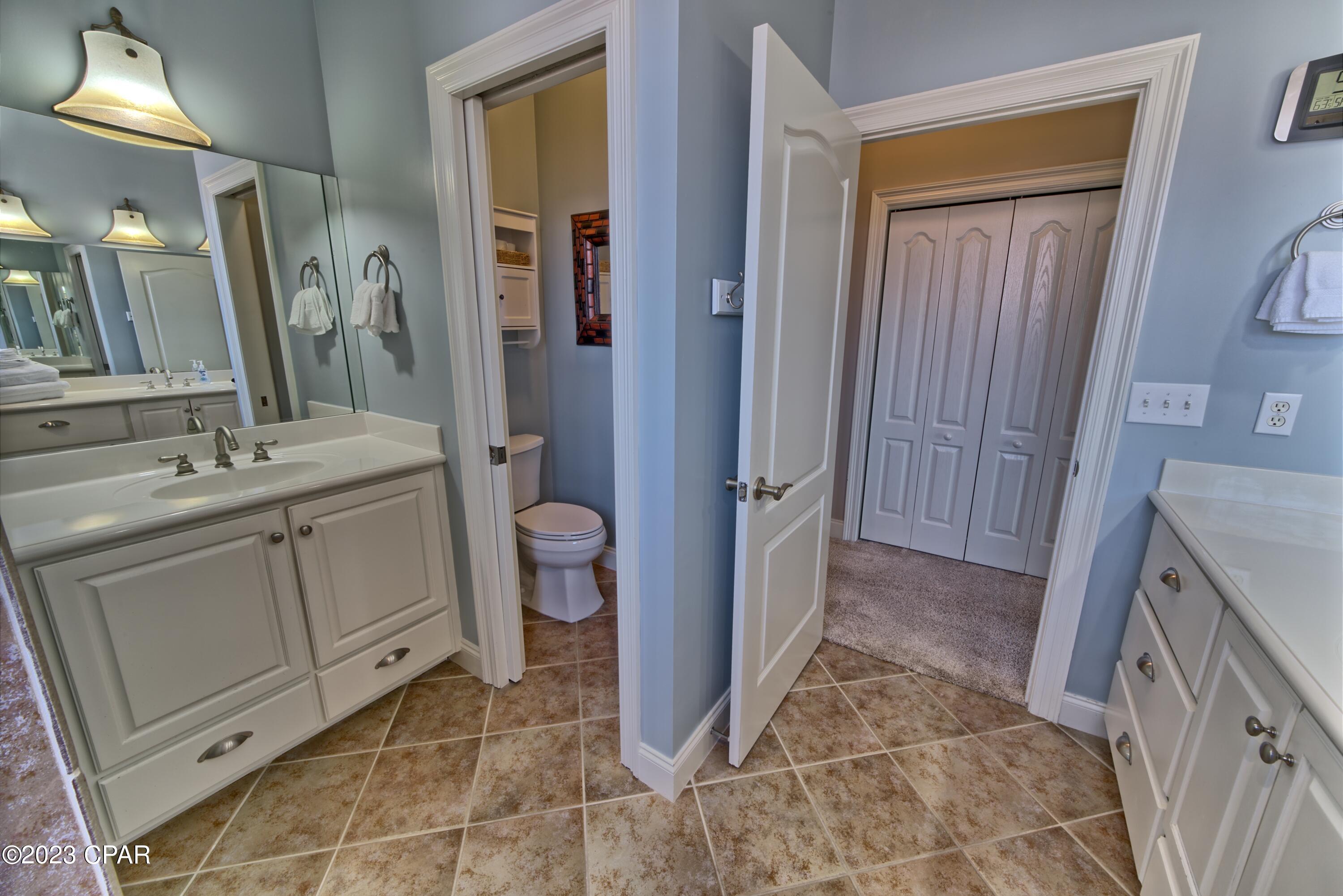 La Valencia Beach Resort - Residential