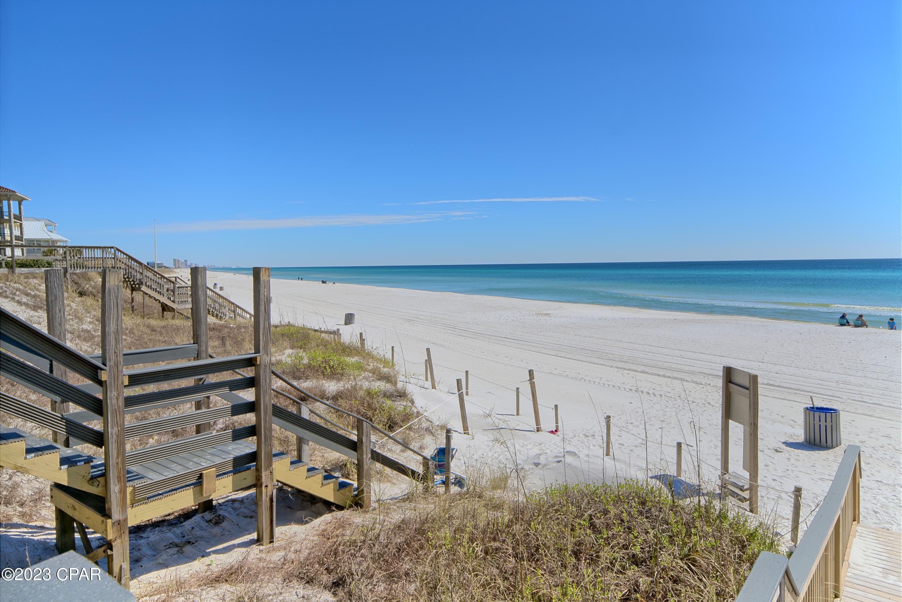 La Valencia Beach Resort - Residential