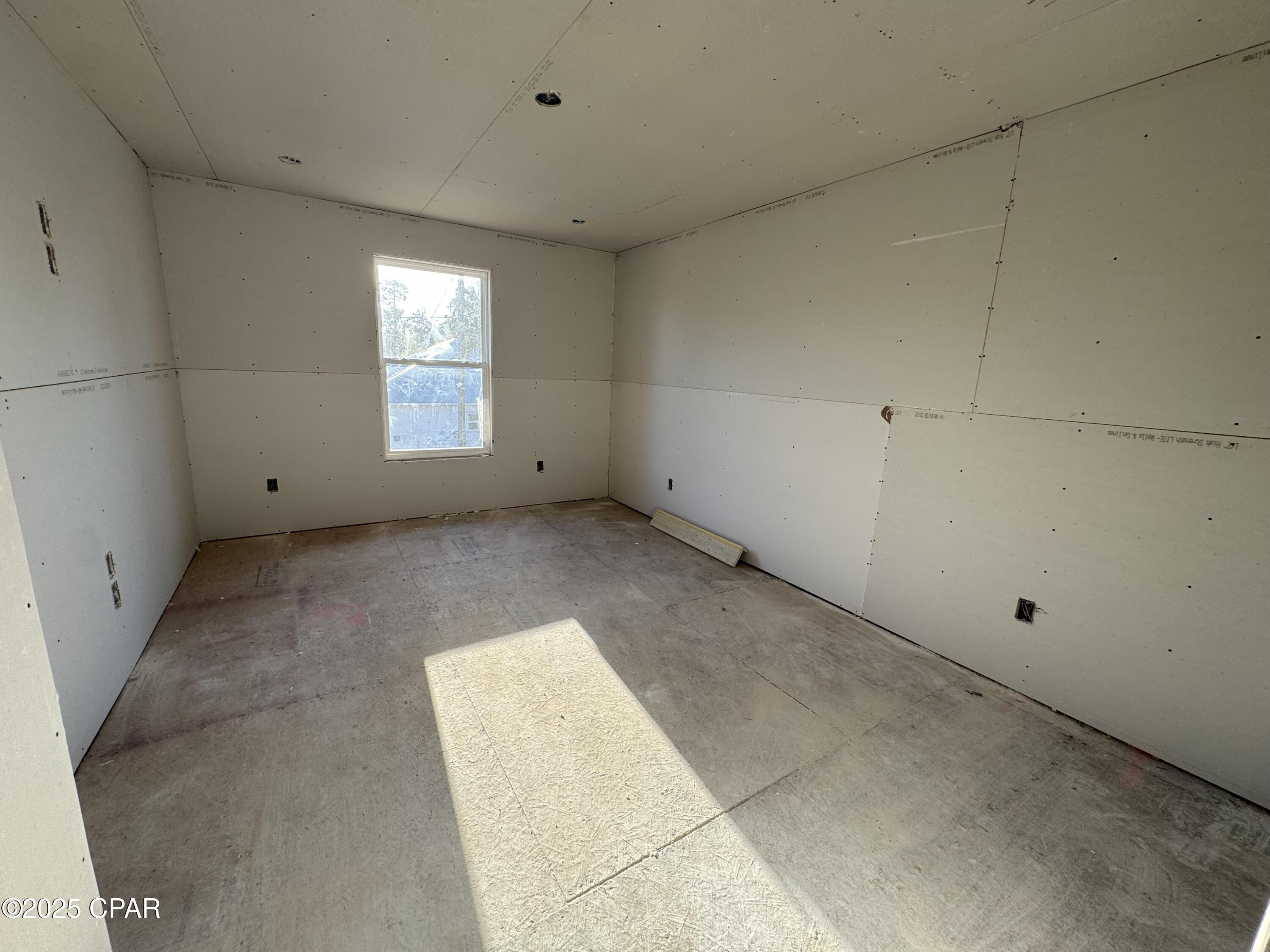 Grand Lagoon Banks - Residential