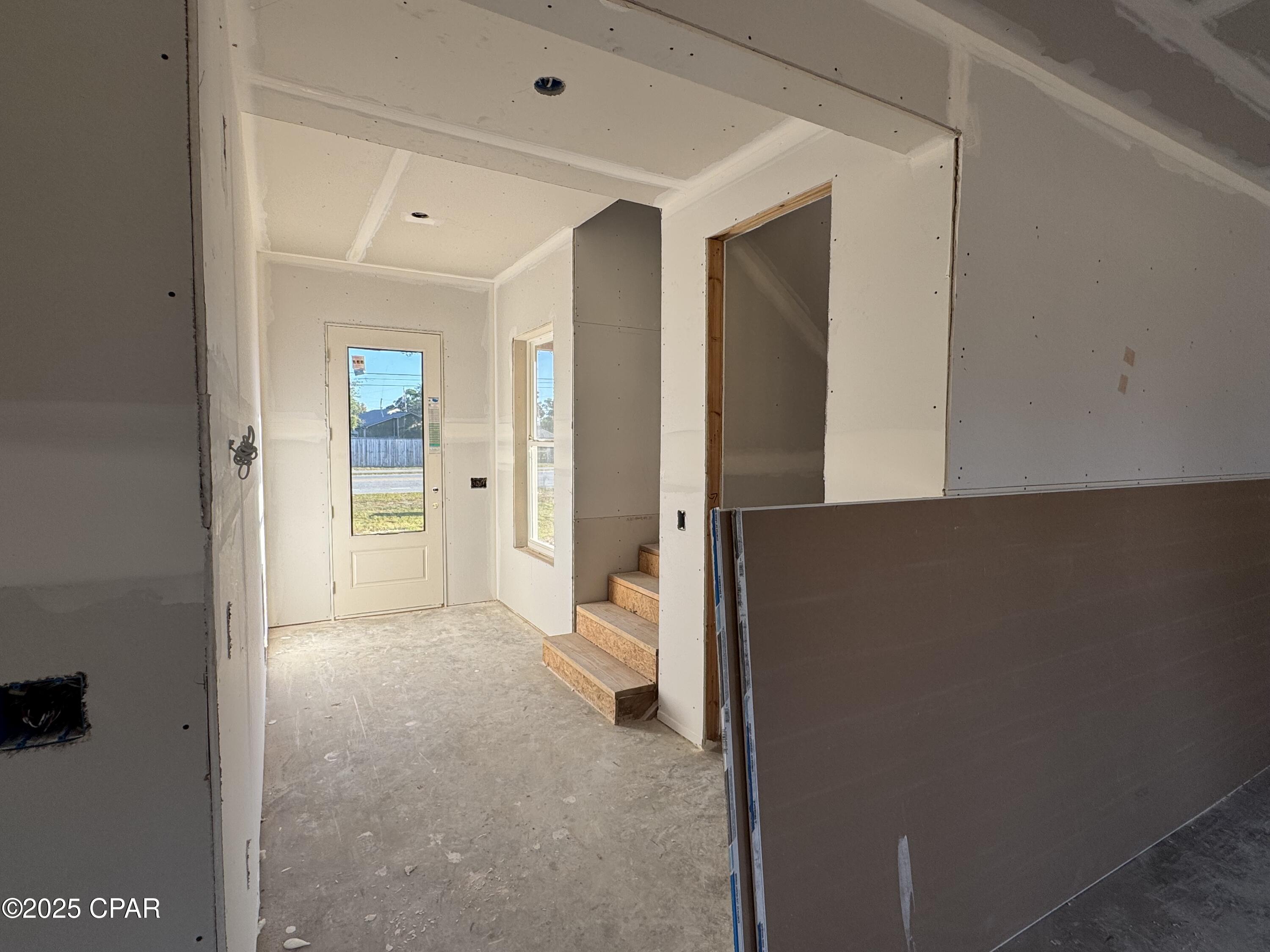 Grand Lagoon Banks - Residential