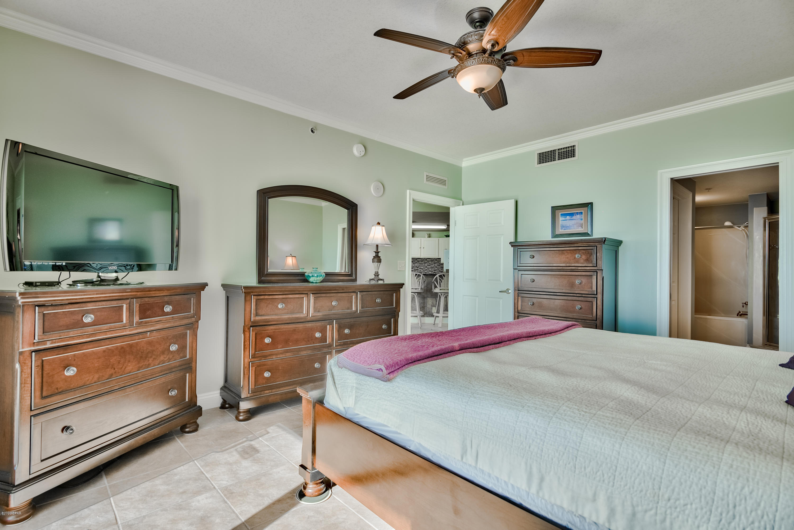 Calypso Towers I - Residential