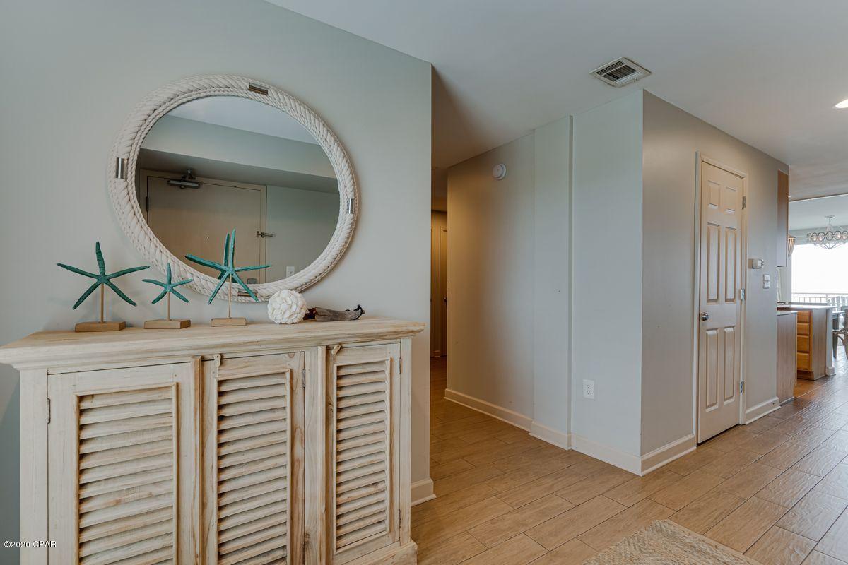 Splash Condo - Residential