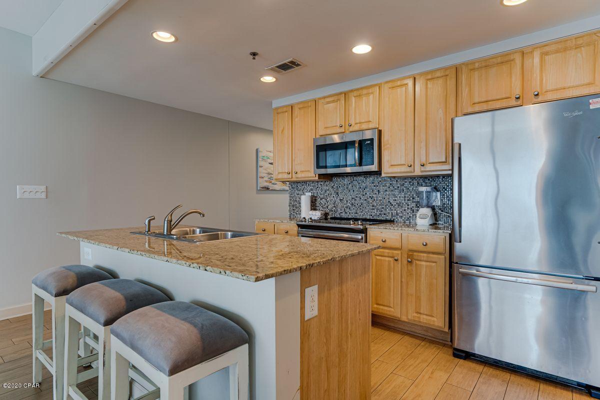 Splash Condo - Residential