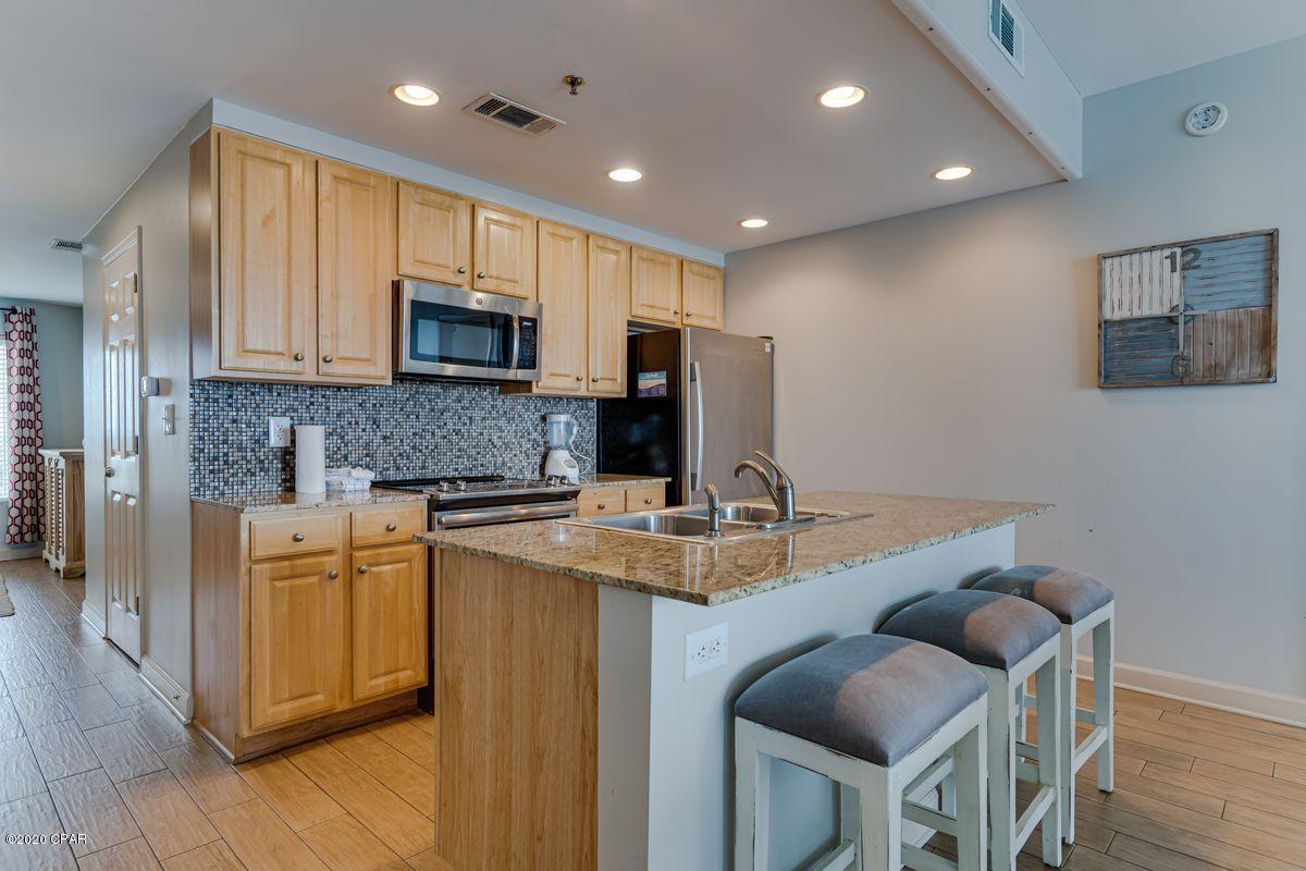 Splash Condo - Residential