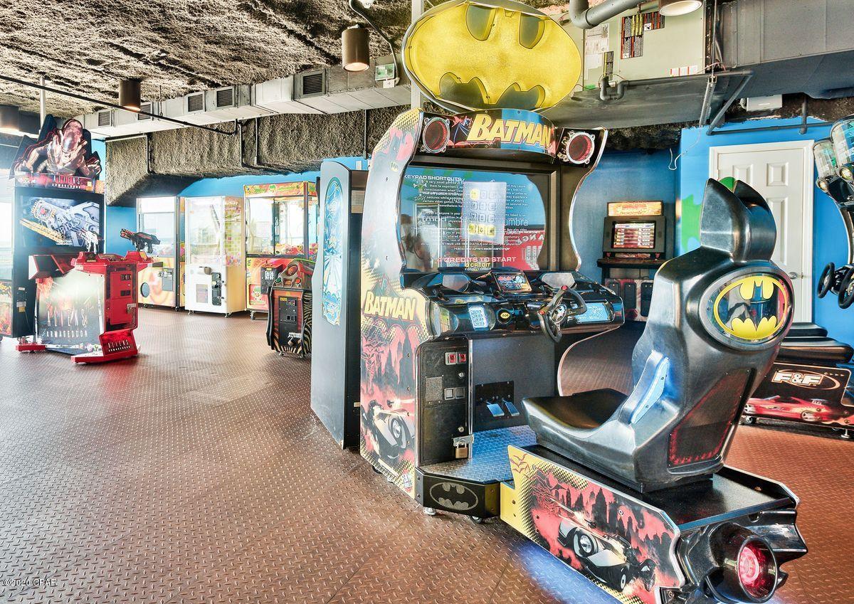 Splash Condo - Residential