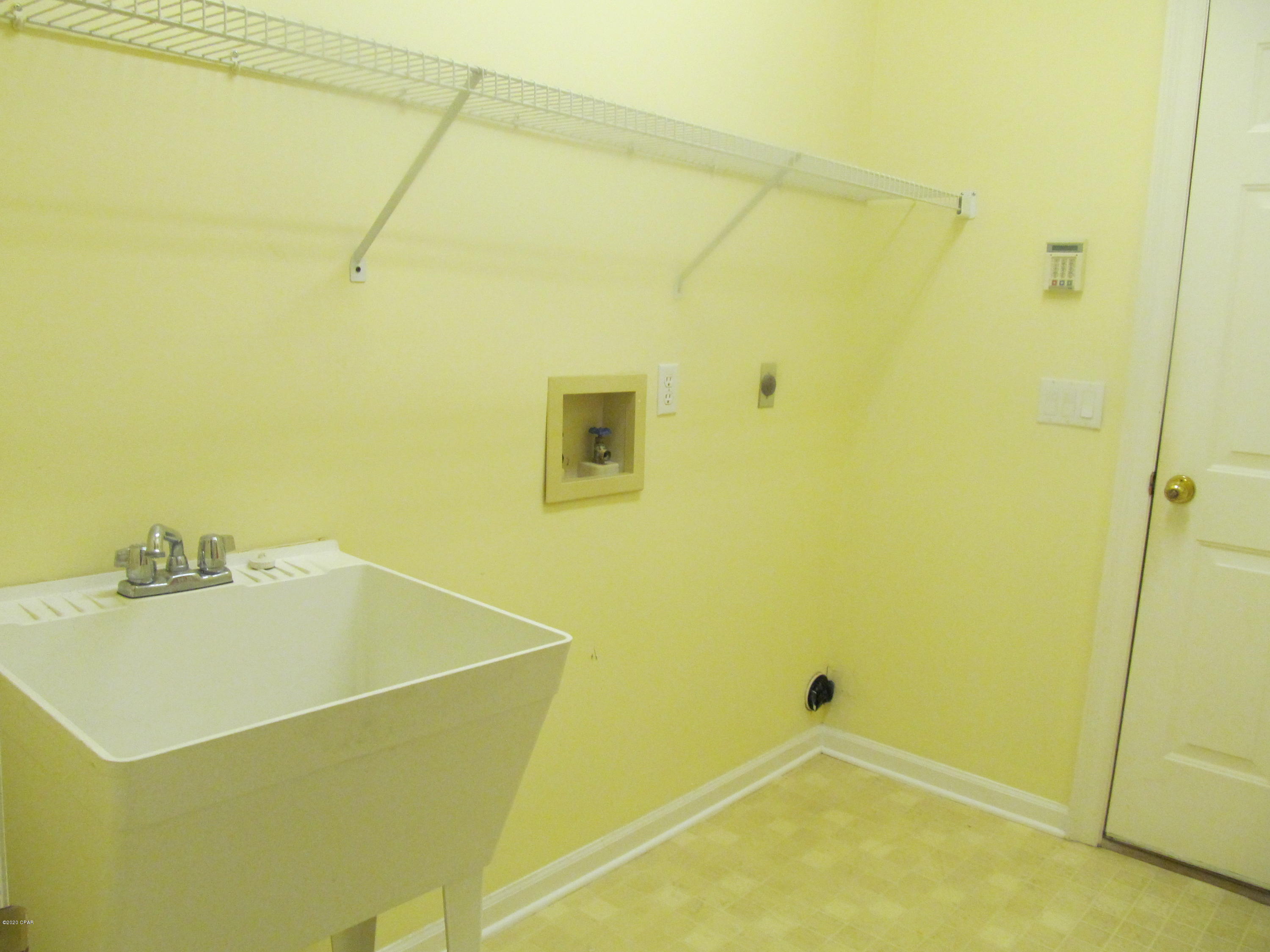 Preserve On The Bay Ph I - Residential Lease