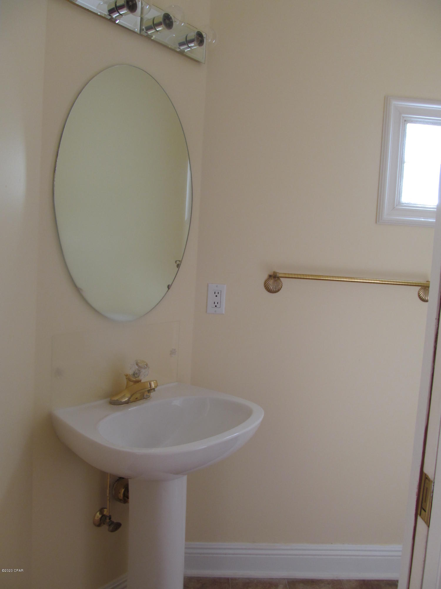 Preserve On The Bay Ph I - Residential Lease