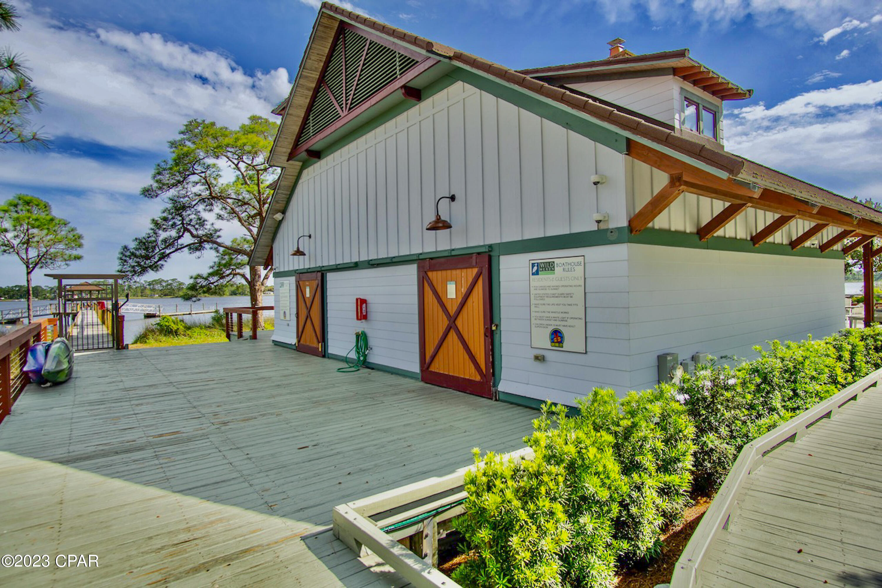 The Courts At Wild Heron - Residential