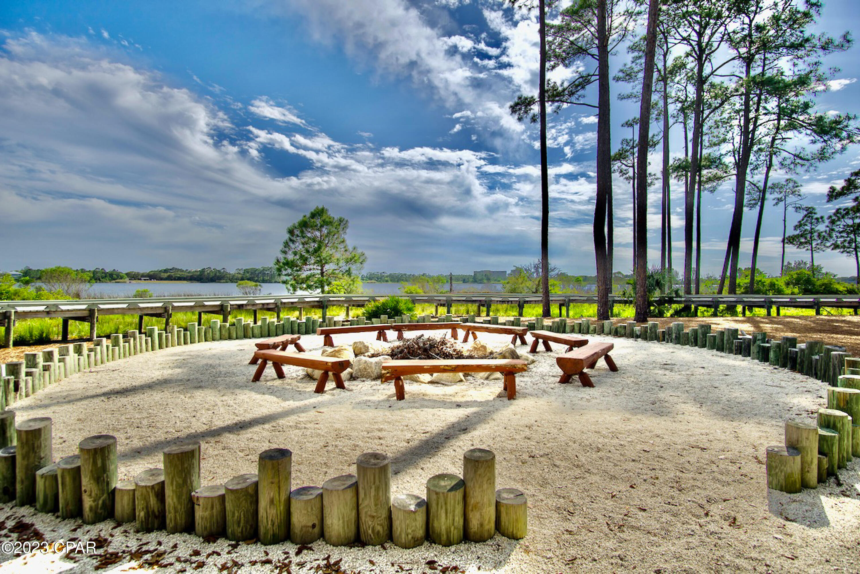 The Courts At Wild Heron - Residential