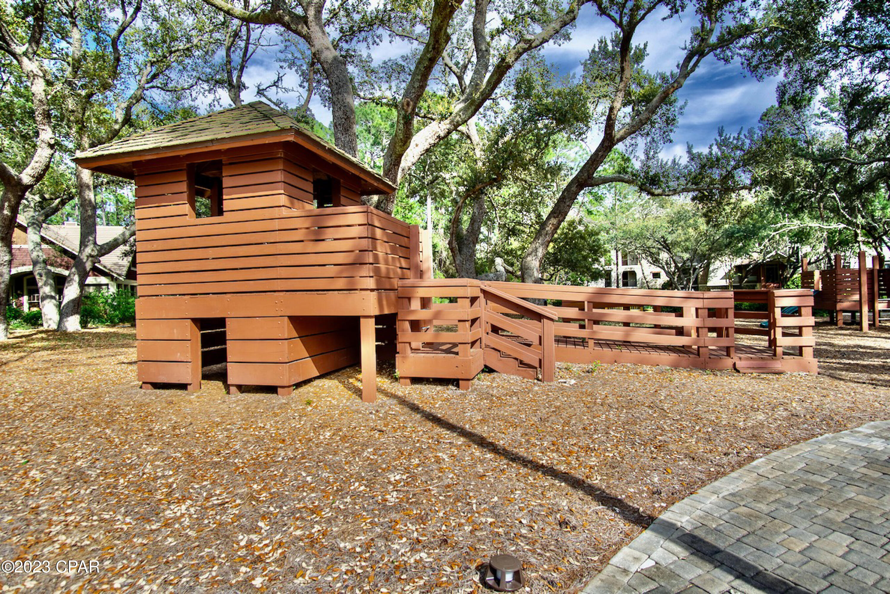 The Courts At Wild Heron - Residential