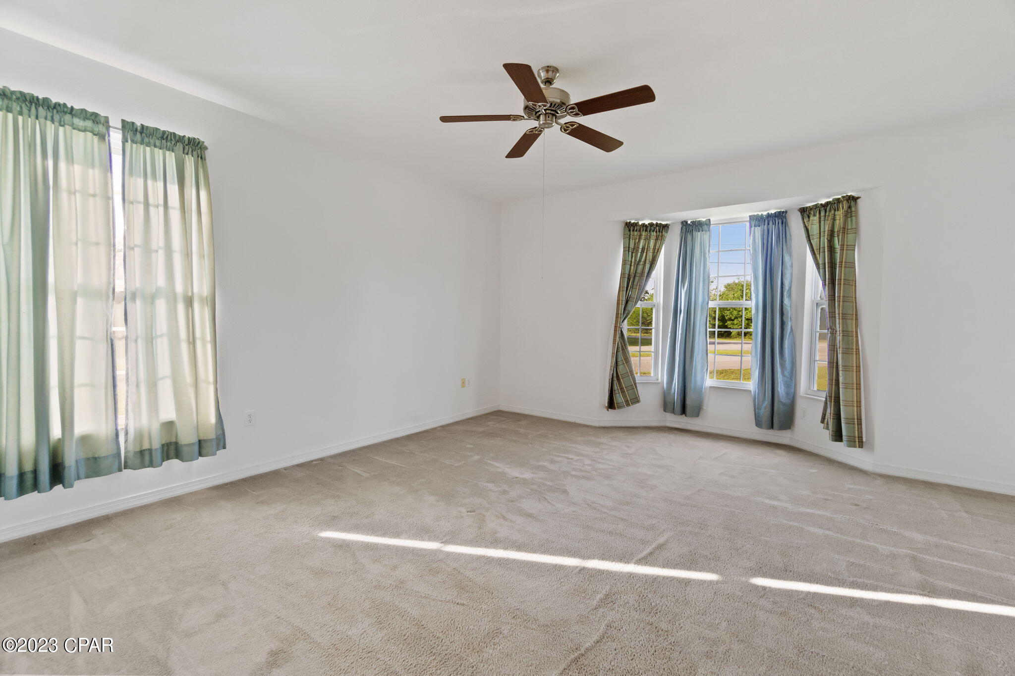 Sunny Hills - Residential