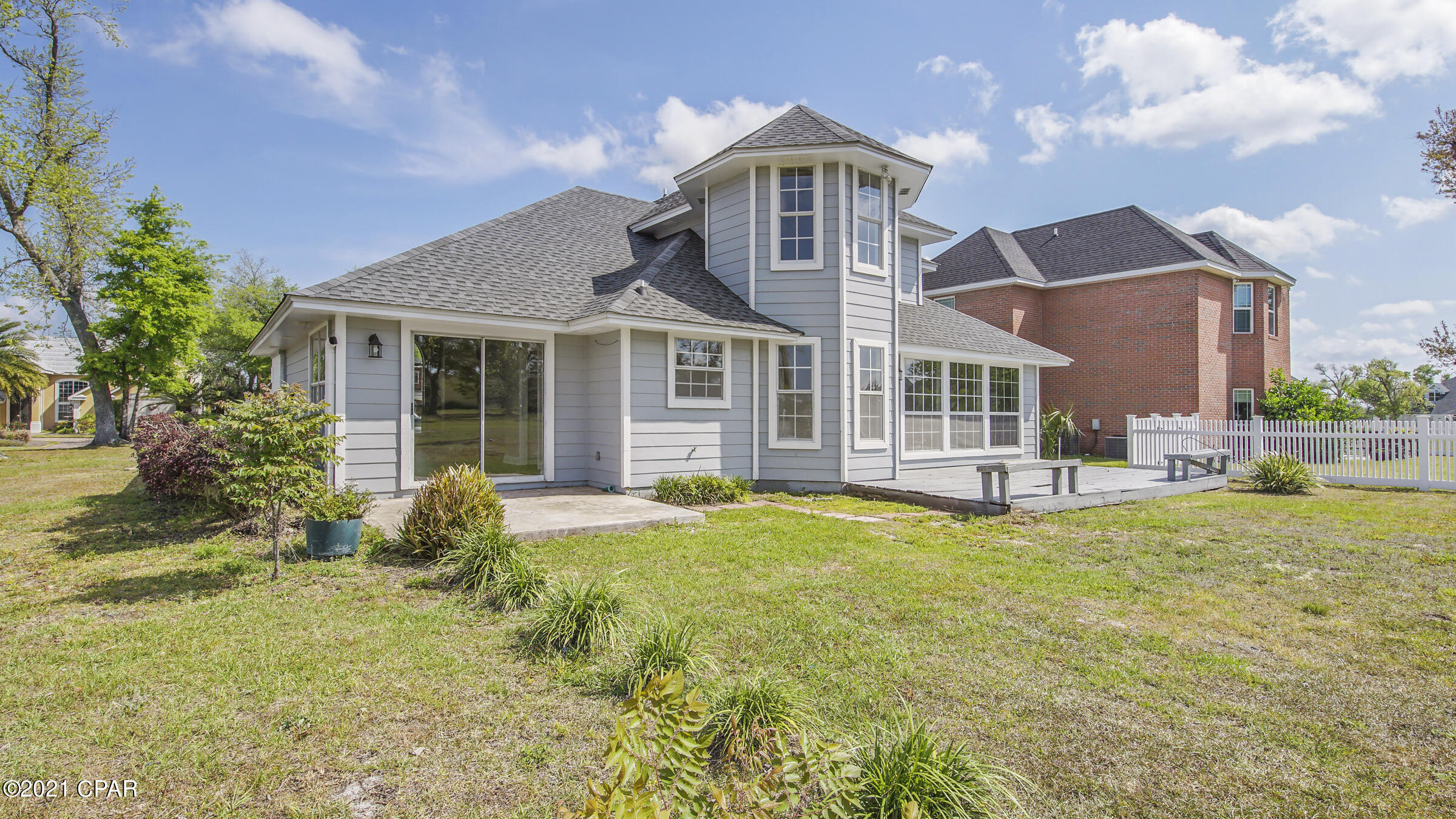 Country Club Harbour Estates - Residential