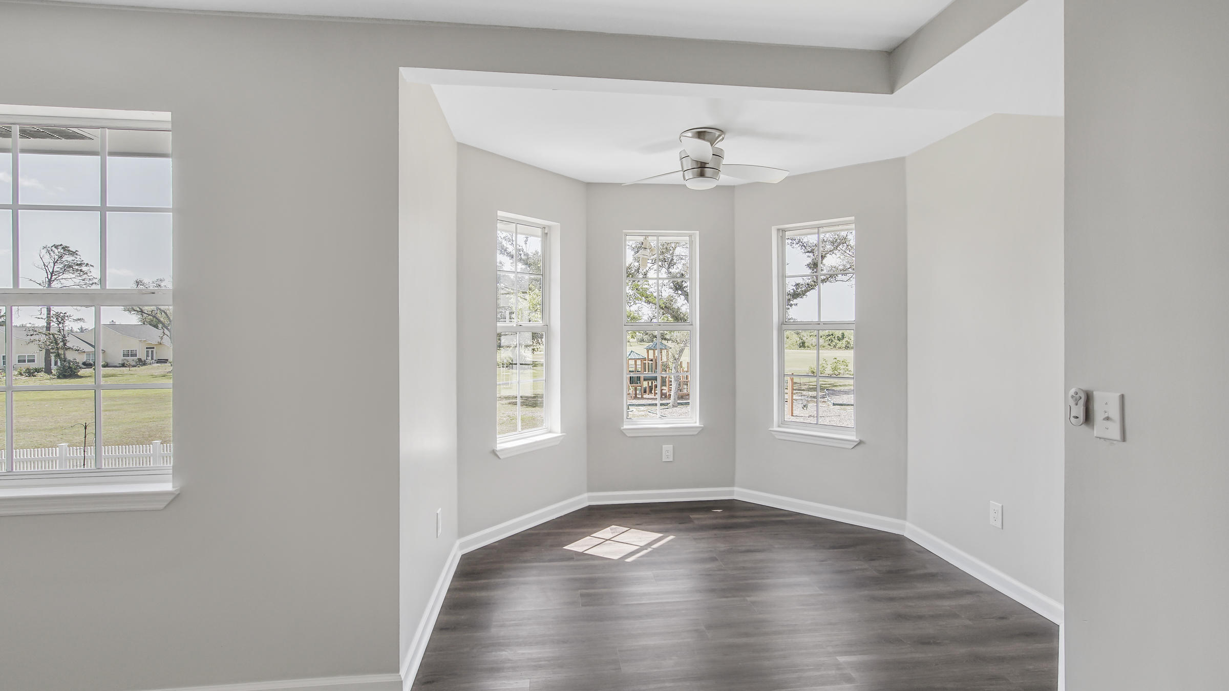 Country Club Harbour Estates - Residential