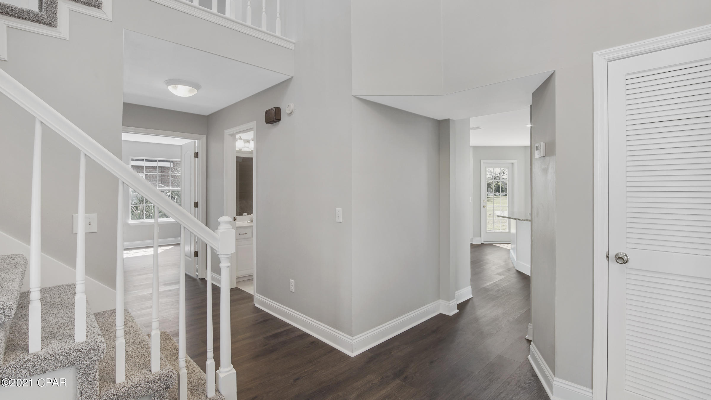 Country Club Harbour Estates - Residential