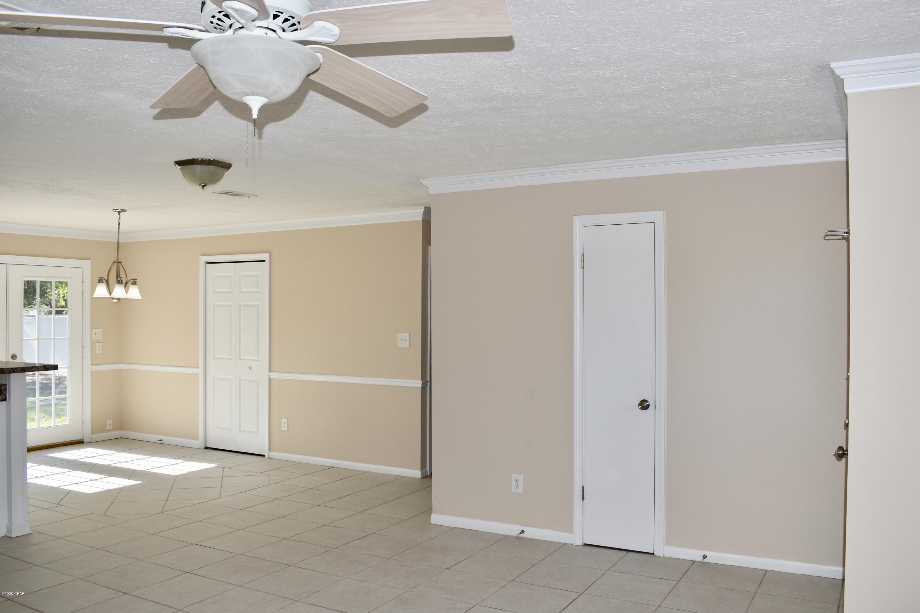 Hutchison's 2nd To Bahama Bch - Residential