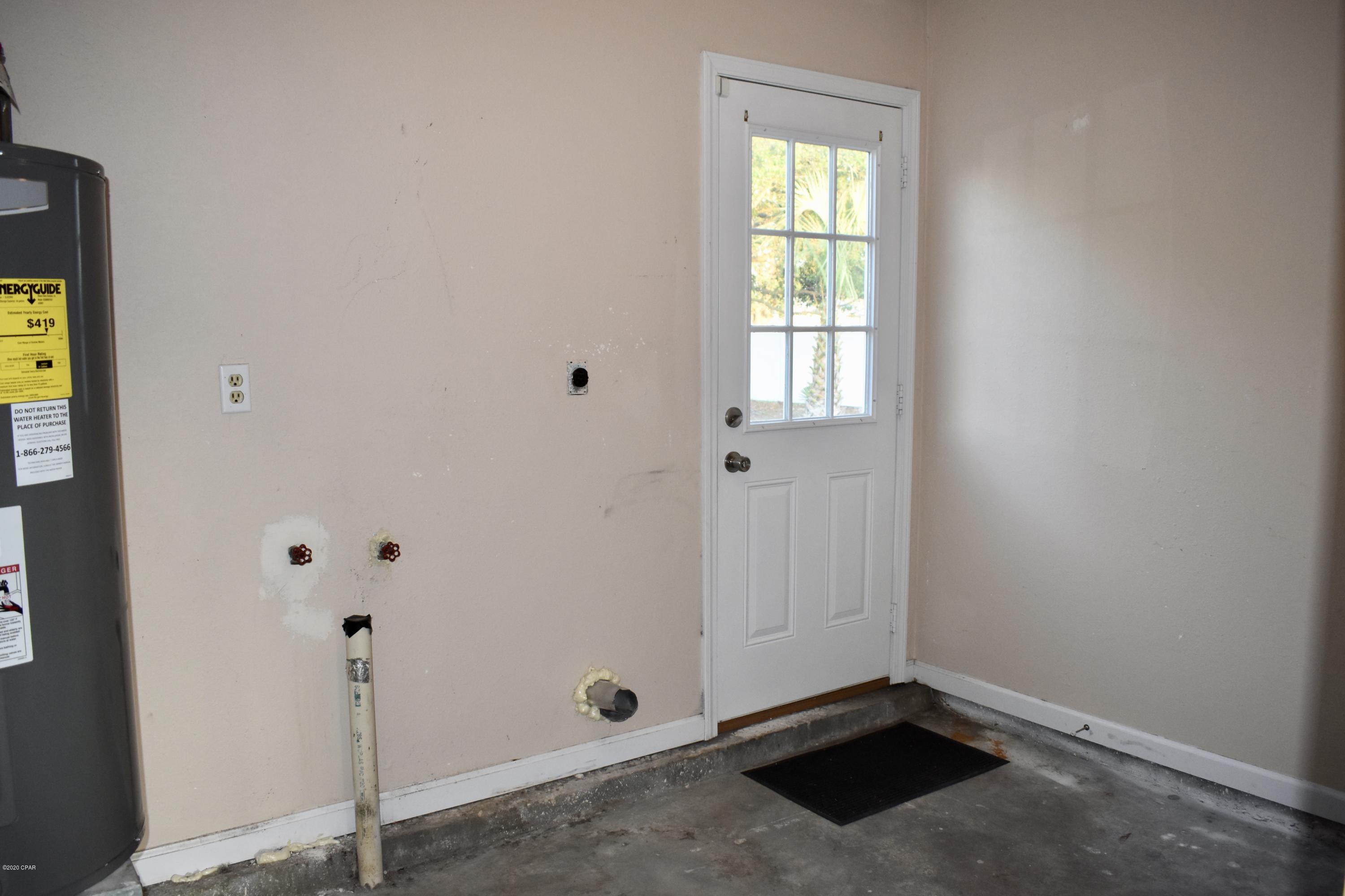 Hutchison's 2nd To Bahama Bch - Residential