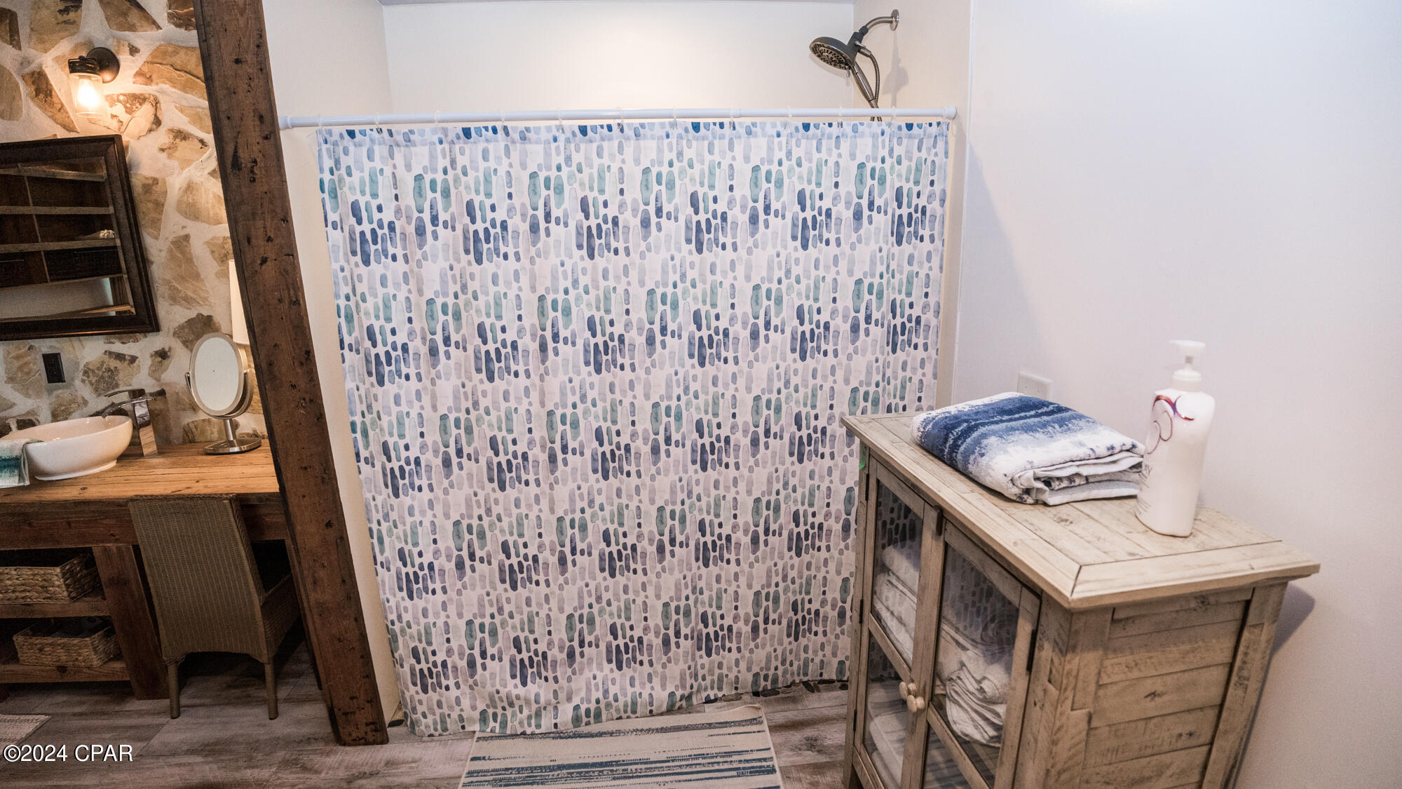 Bid-A-Wee - Residential