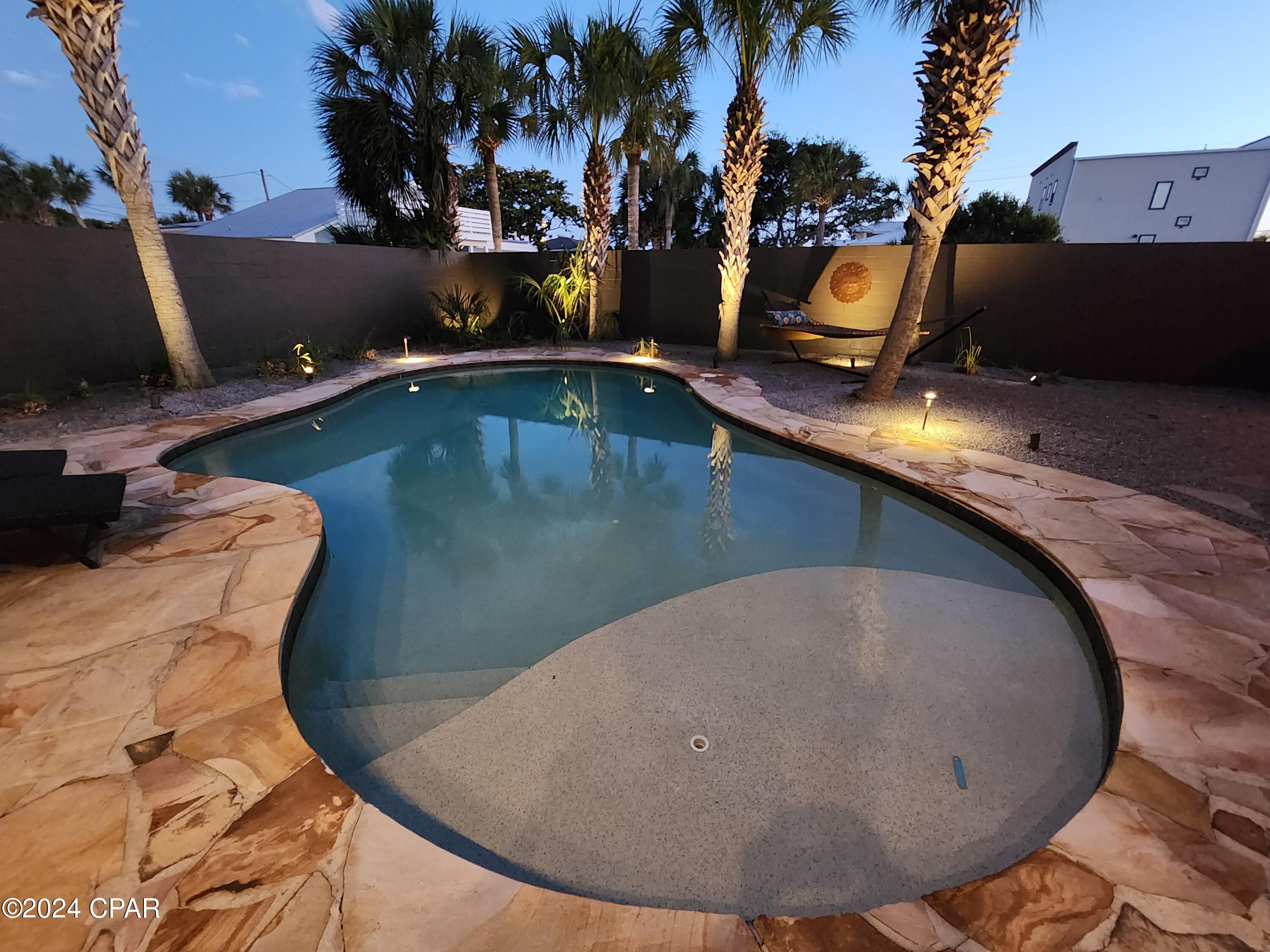 Bid-A-Wee - Residential