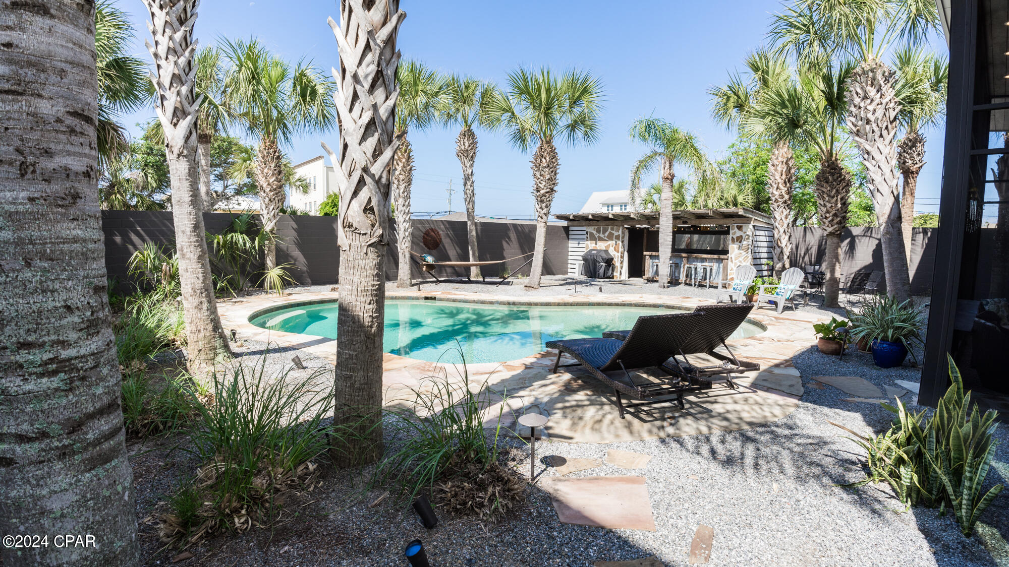 Bid-A-Wee - Residential