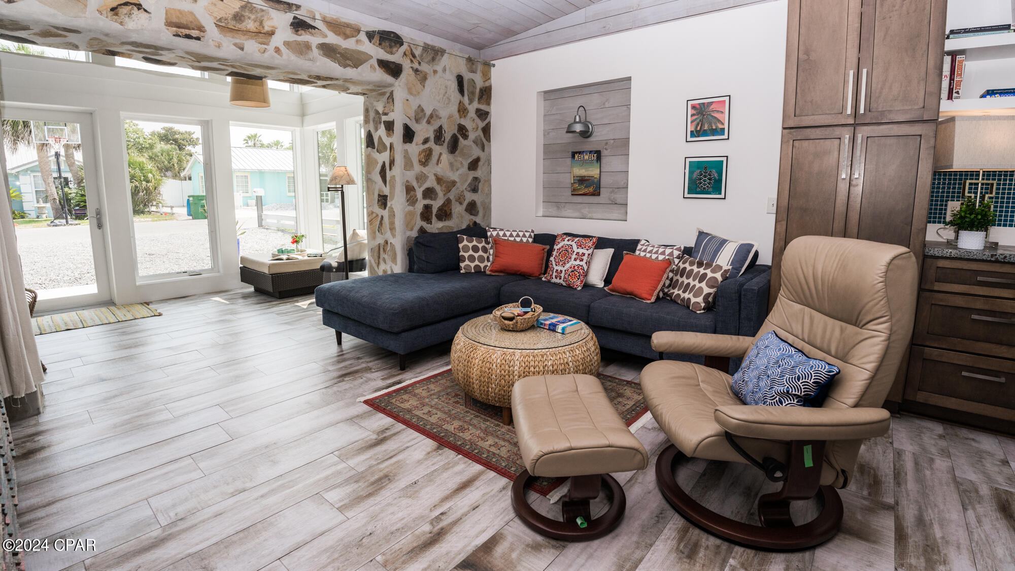 Bid-A-Wee - Residential