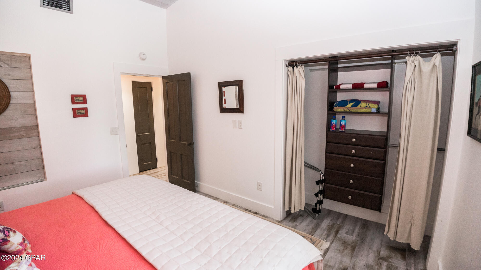 Bid-A-Wee - Residential