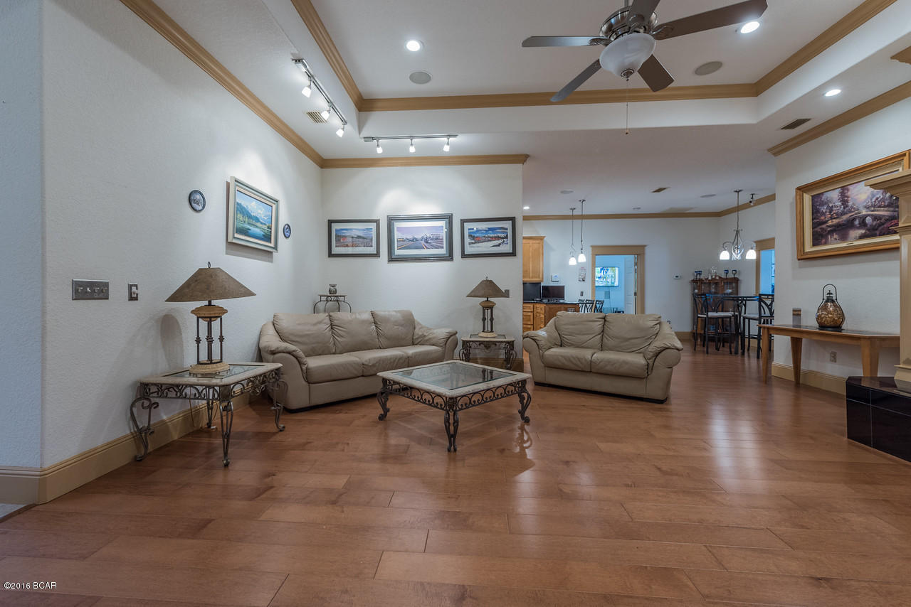 White Oaks - Residential