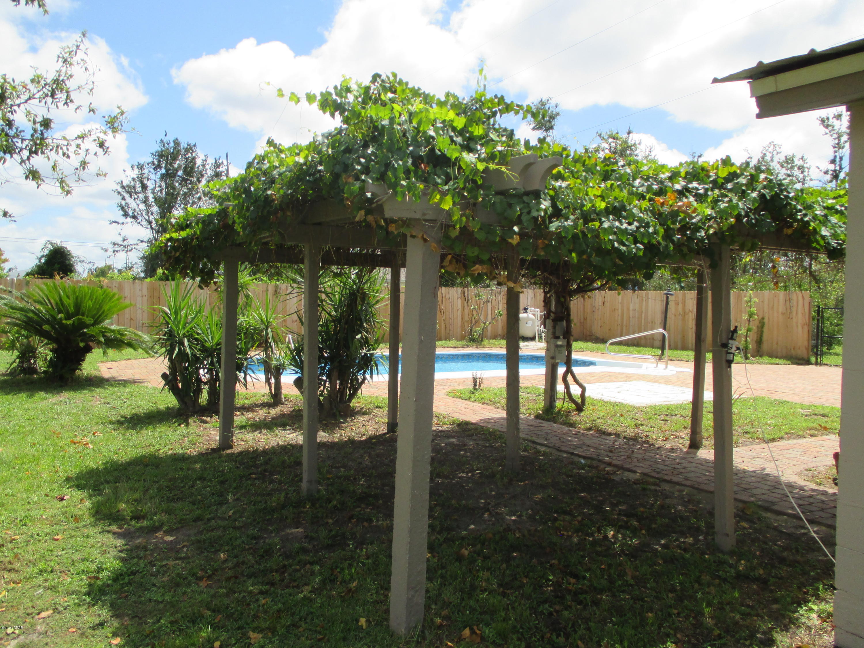 Lake Drive Heights - Residential