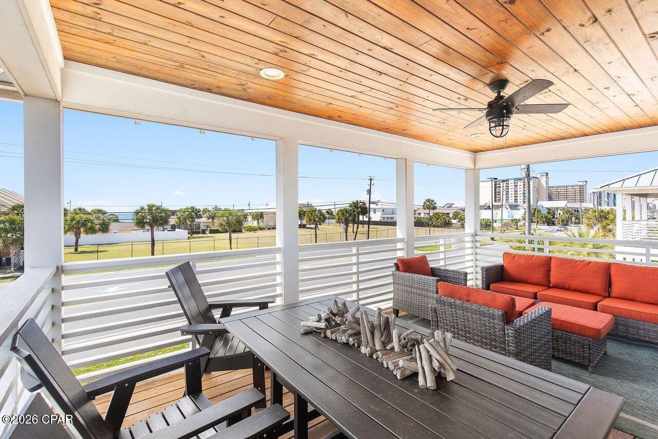 Gulf Lagoon Beach - Residential