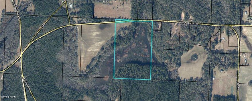 25 Acrs in the country!!! Looking for a great place to hunt, park your RV, build a cabin, or even to locate your own new home?  This is IT!  Loads of wild ducks, turkey, deer, and plenty of room just to explore!!!! Call today for an appointment to see!!!