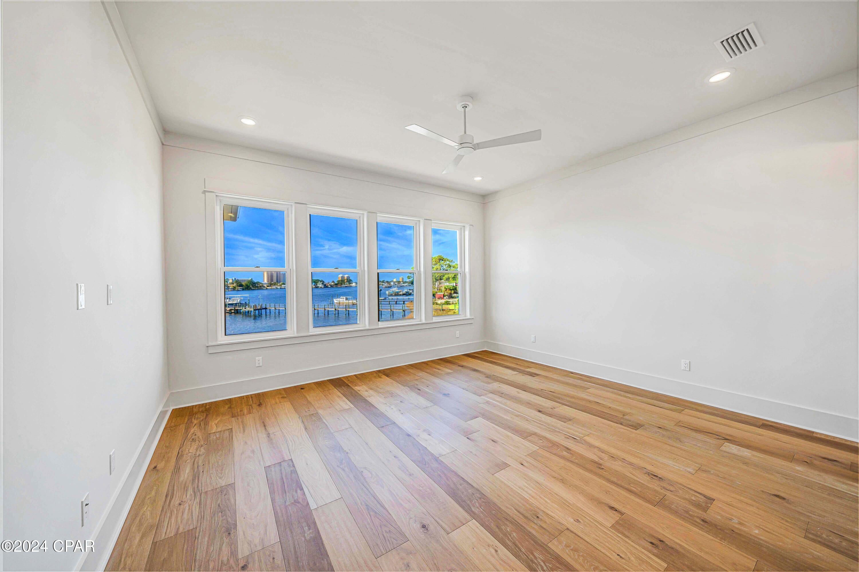 Tidewater Creek - Residential