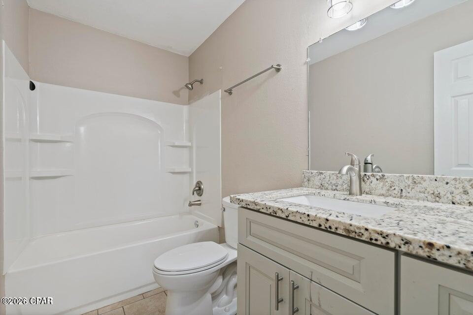 Shadow Bay Unit 2 Replat - Residential