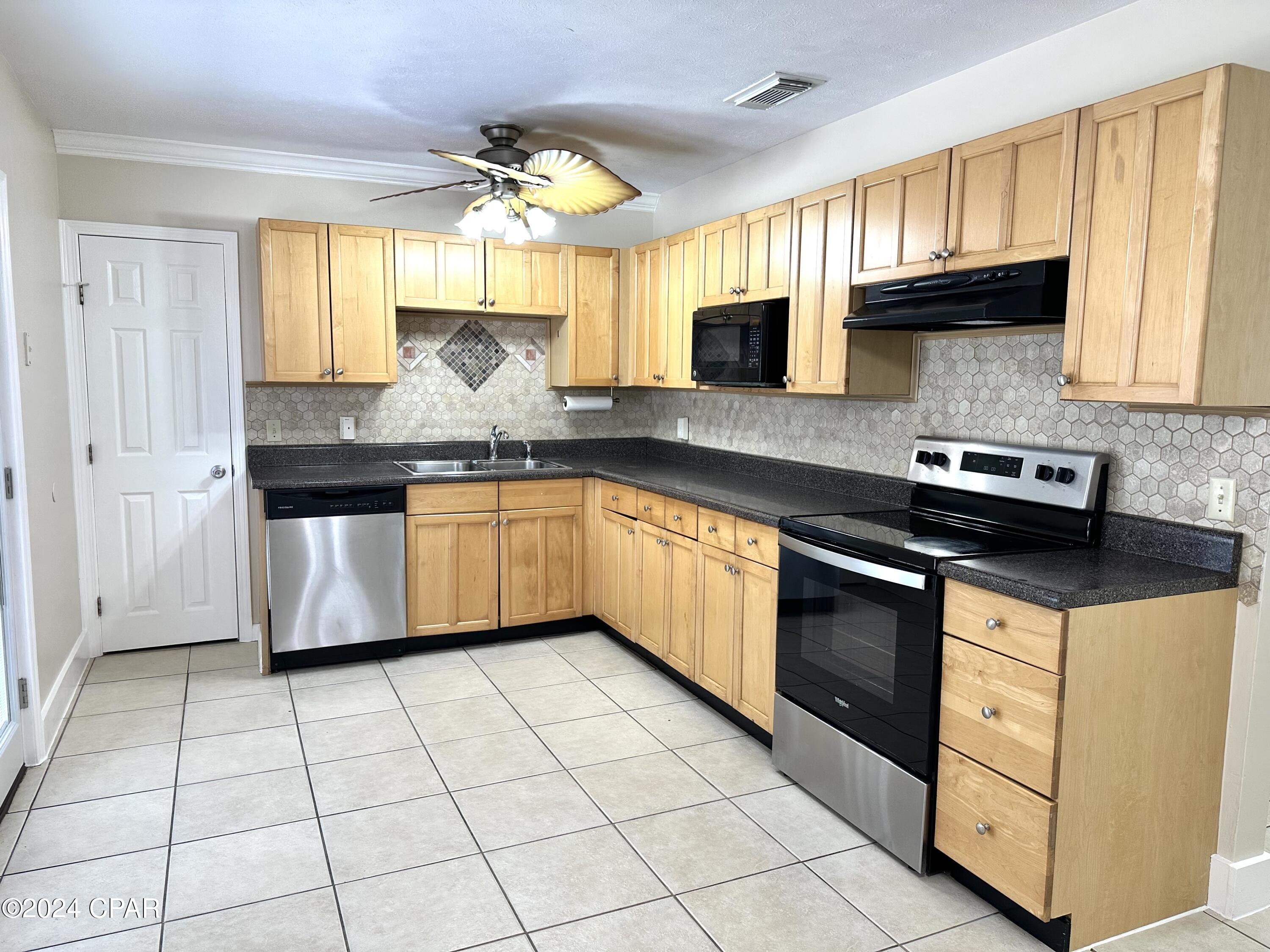 El Centro Beach - Residential Lease