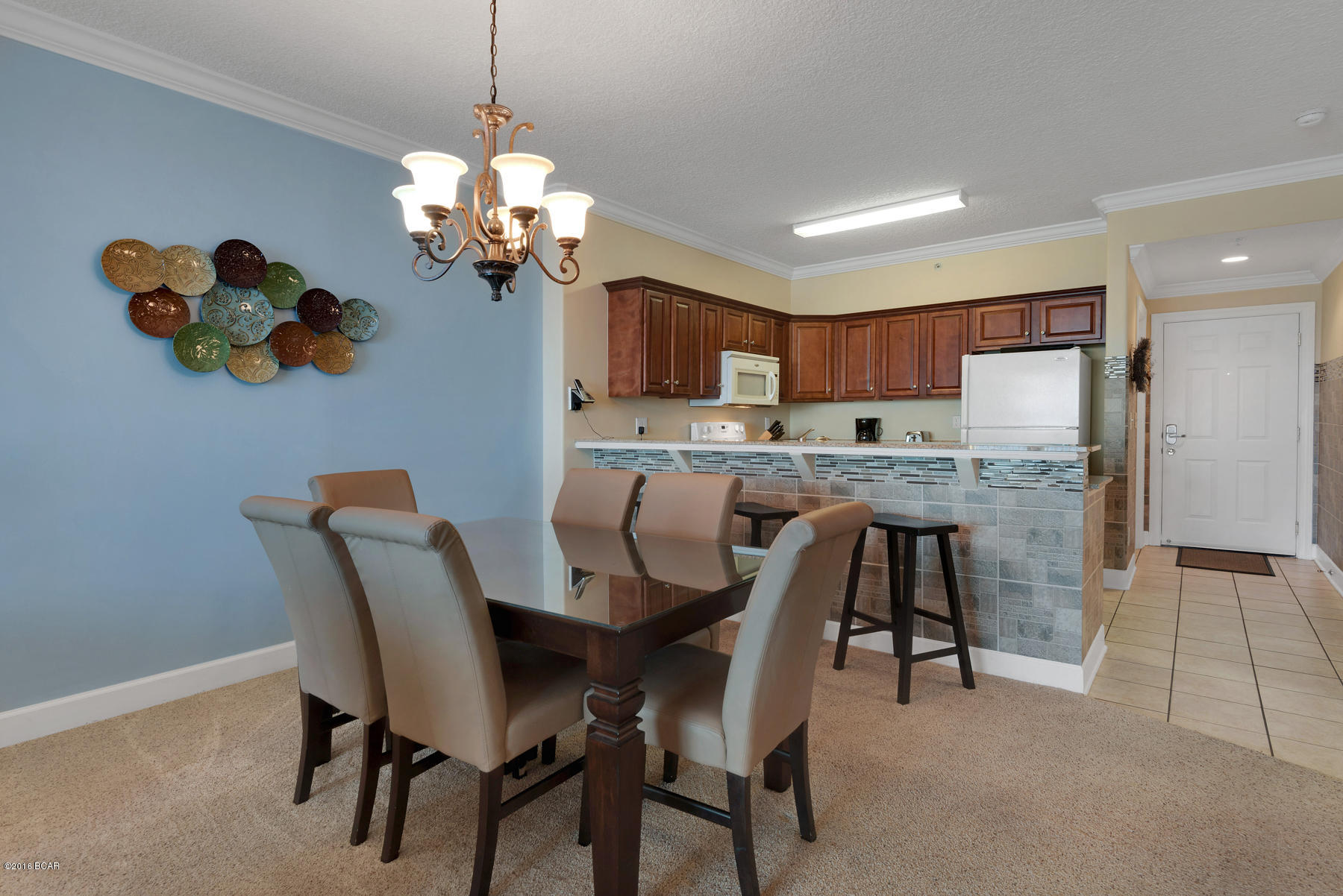 Tropic Winds - Residential